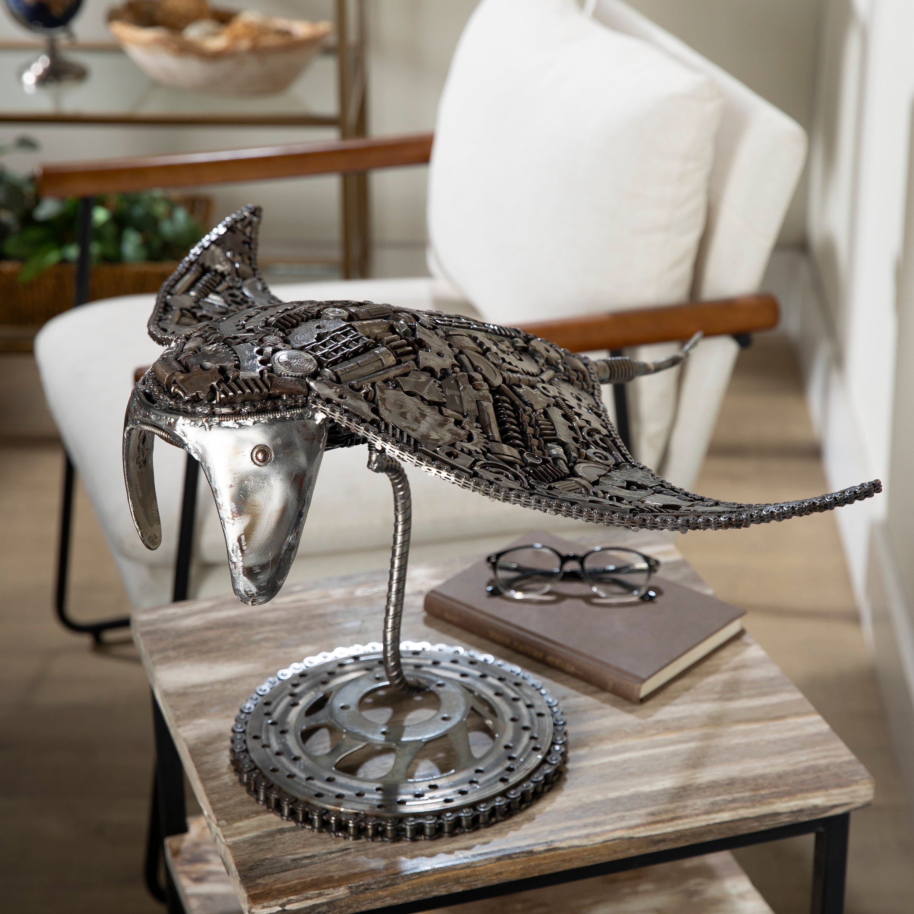 Kalifano Recycled Metal Art 25" Stingray Recycled Metal Art Sculpture RMS-SR62x34-PK