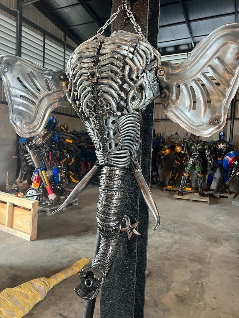 Kalifano Recycled Metal Art 36" Elephant Head Inspired Recycled Metal Sculpture RMS-ELE90-S01
