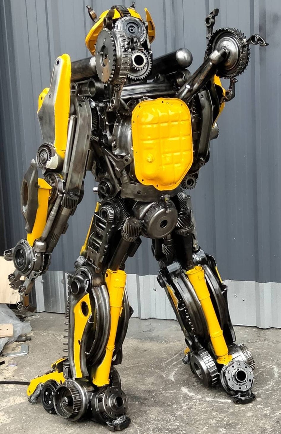 Kalifano Recycled Metal Art 55" Bumblebee Inspired Recycled Metal Art Sculpture RMS-BB140-S20