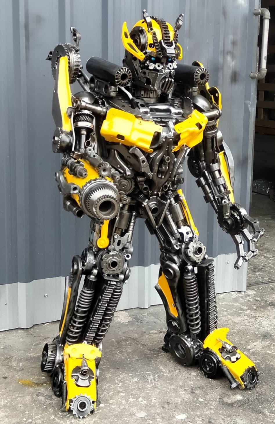 Kalifano Recycled Metal Art 55" Bumblebee Inspired Recycled Metal Art Sculpture RMS-BB140-S20
