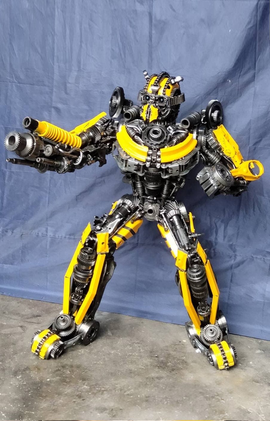 Kalifano Recycled Metal Art 55" Bumblebee Inspired Recycled Metal Art Sculpture RMS-BB140-S26