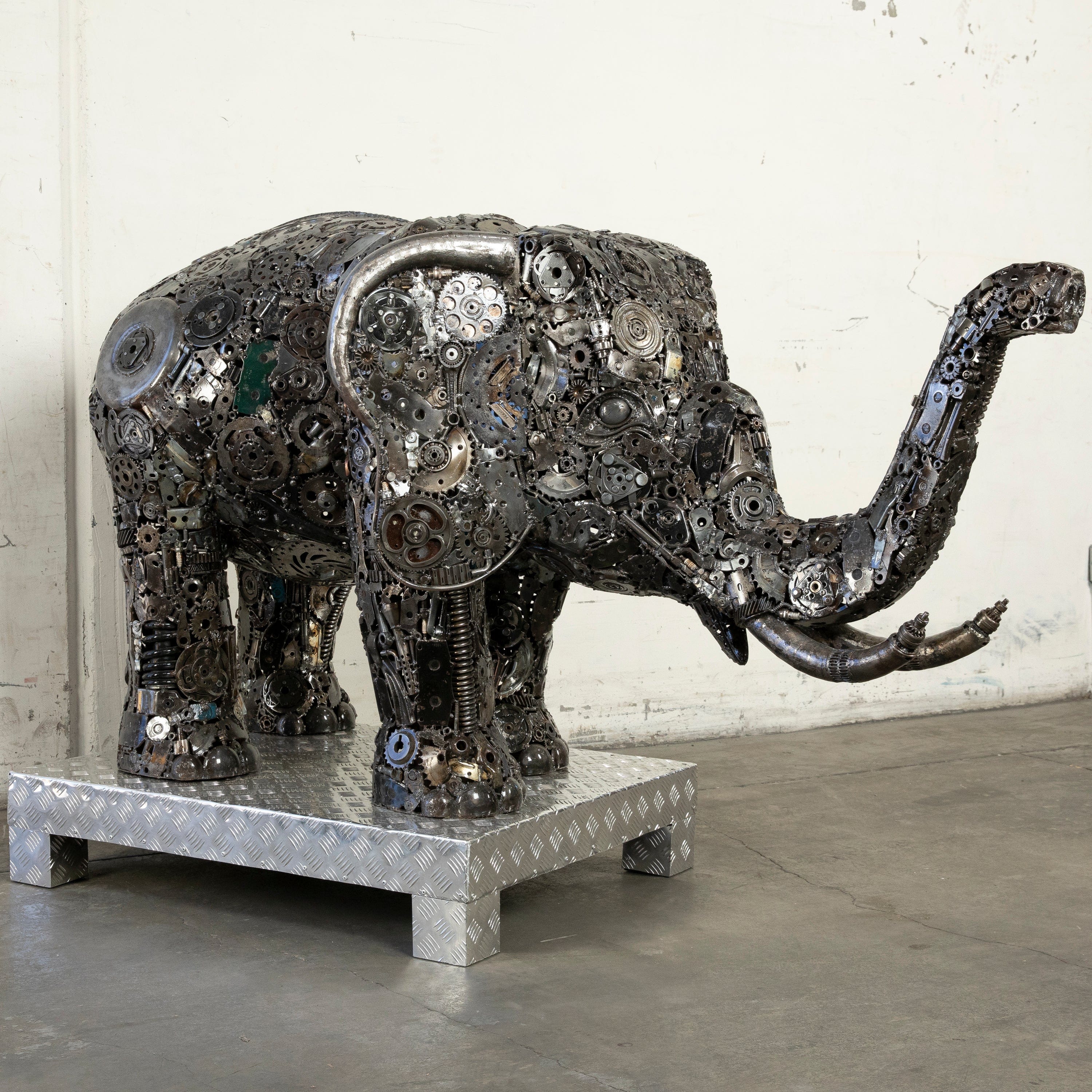 Kalifano Recycled Metal Art 60" Elephant Inspired Recycled Metal Sculpture RMS-ELE150-N