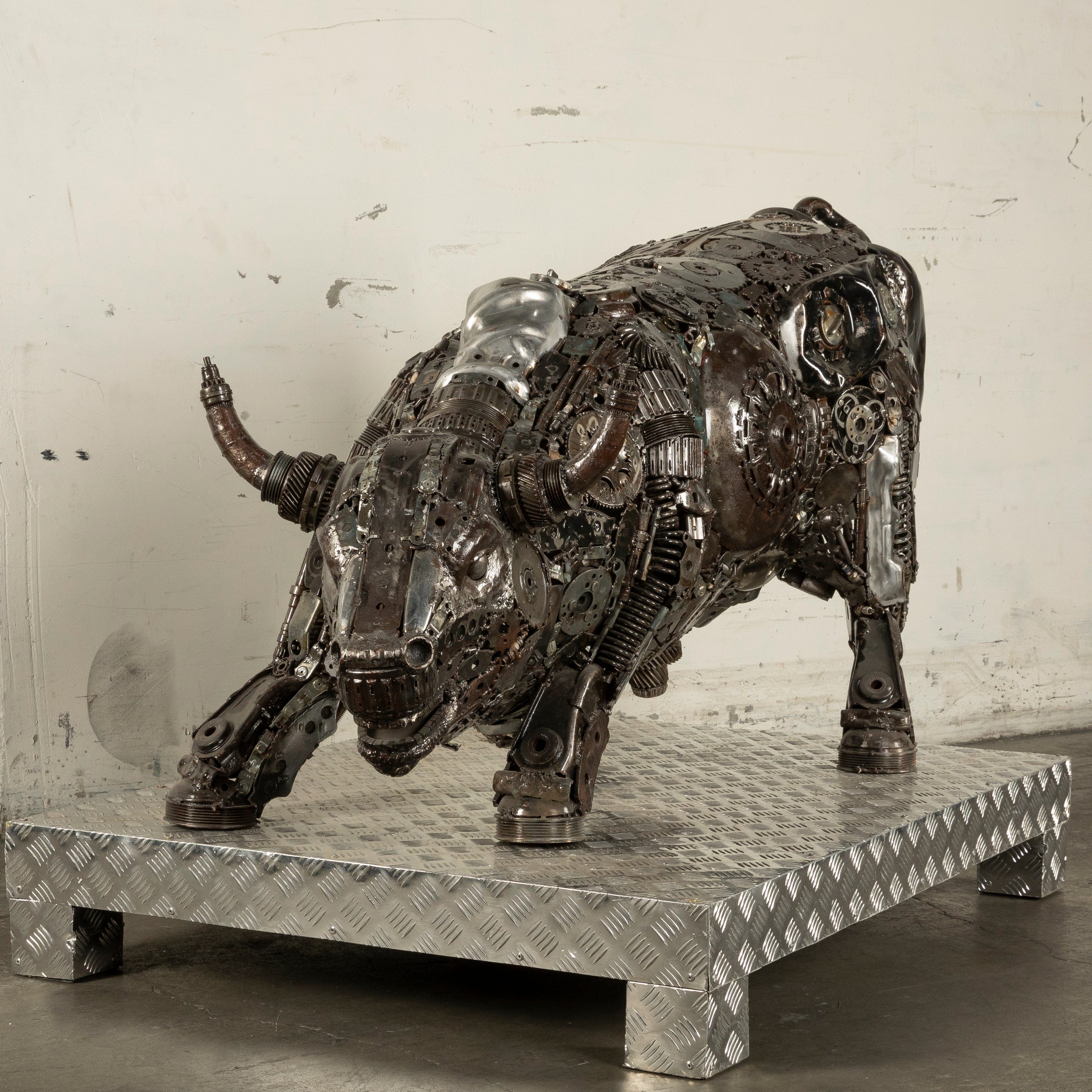 Kalifano Recycled Metal Art 60" Wall Street Bull Inspired Recycled Metal Art Sculpture RMS-BULL150-N