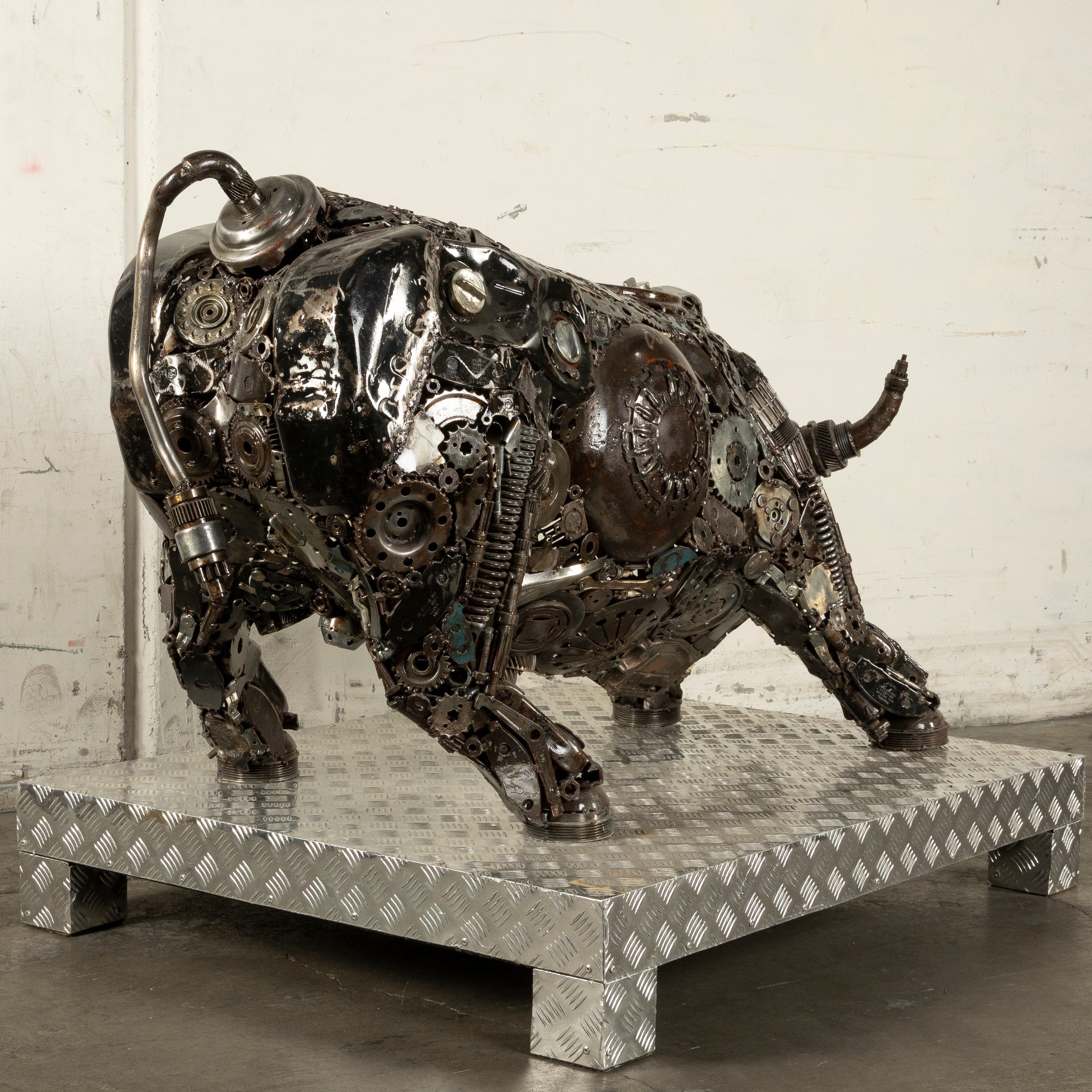 Kalifano Recycled Metal Art 60" Wall Street Bull Inspired Recycled Metal Art Sculpture RMS-BULL150-N