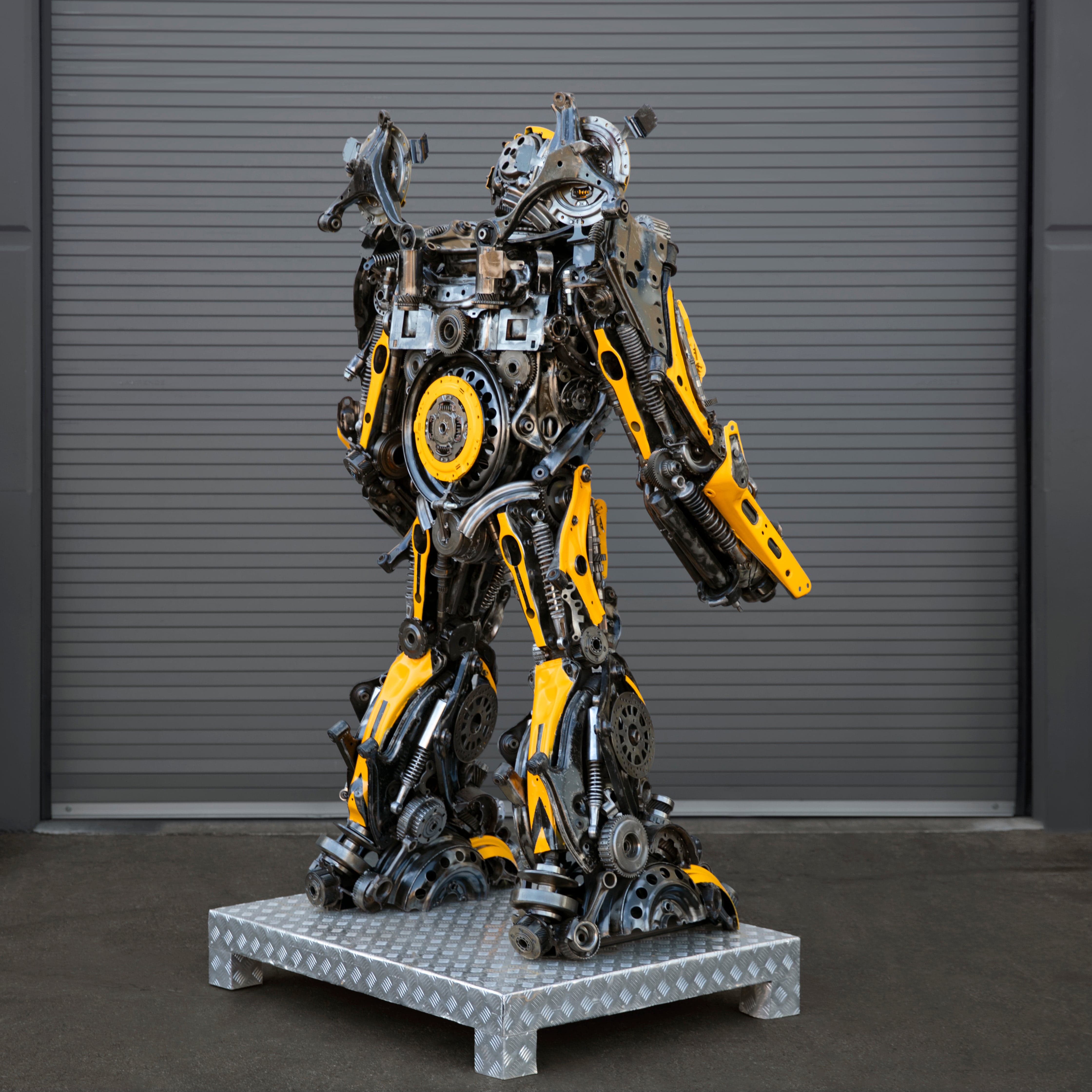 Kalifano Recycled Metal Art 79" Bumblebee Inspired Recycled Metal Art Sculpture RMS-BB200-S38