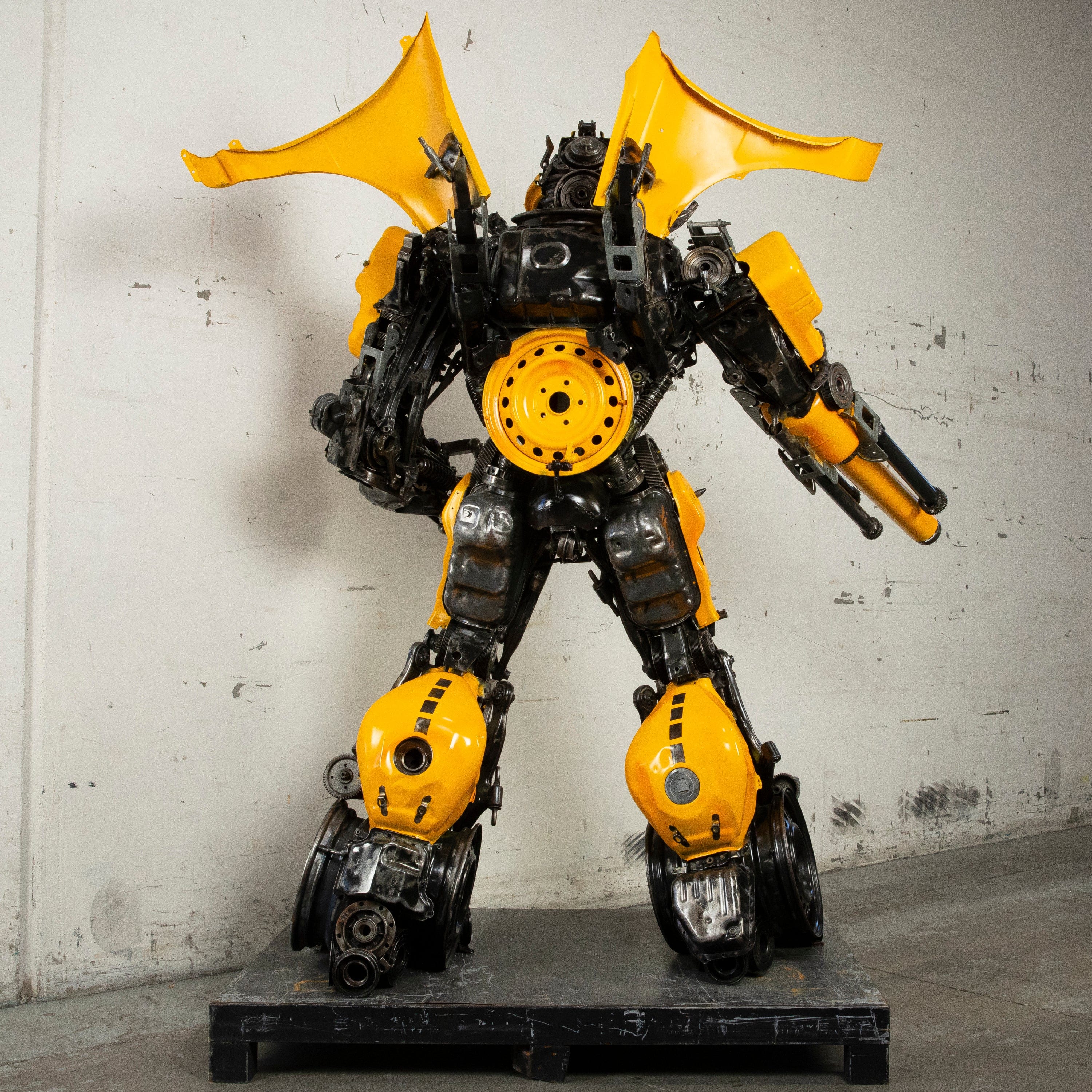 Kalifano Recycled Metal Art 91" Bumblebee Inspired Recycled Metal Art Sculpture RMS-BB230-S33