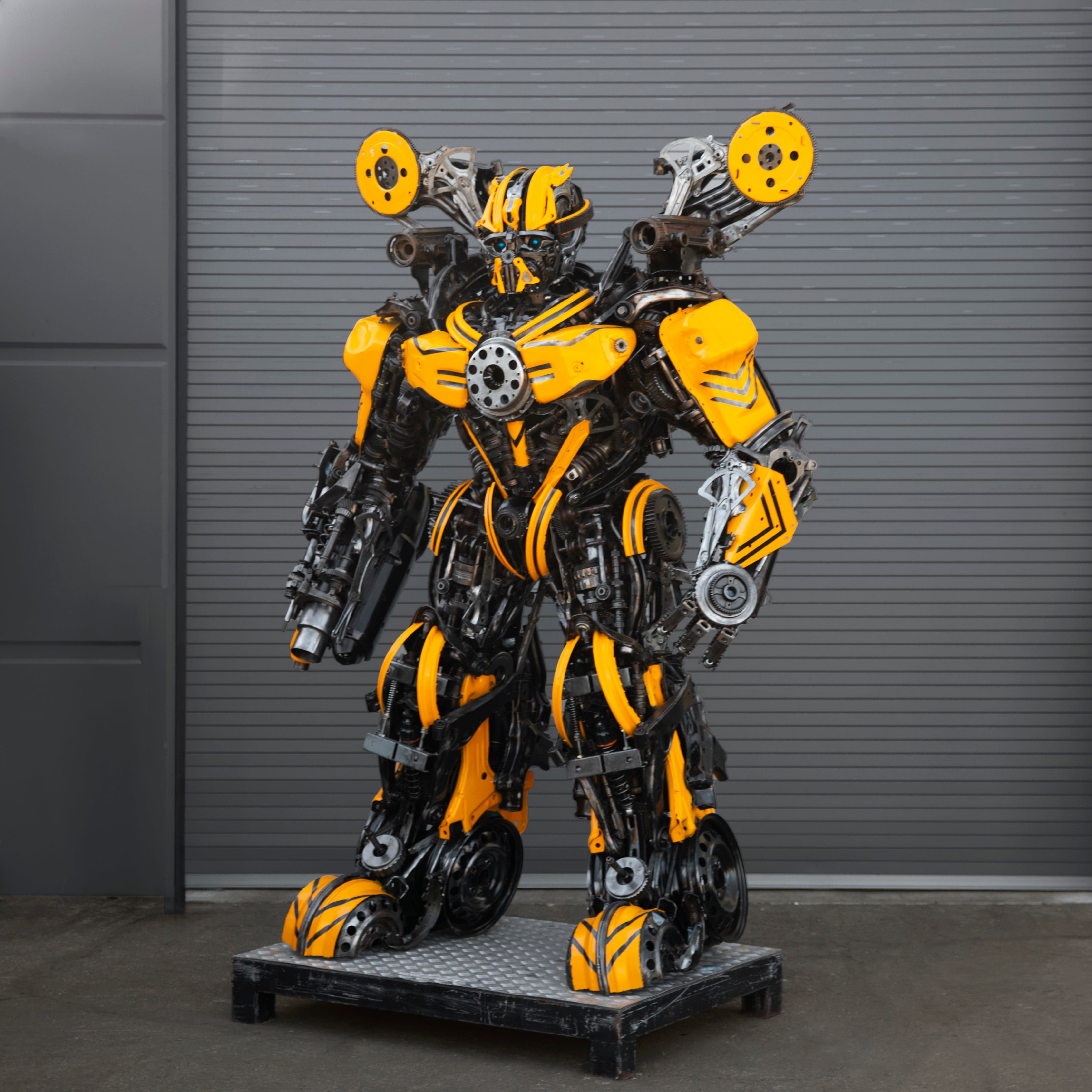 Kalifano Recycled Metal Art 91" Bumblebee Inspired Recycled Metal Art Sculpture RMS-BB230-S66