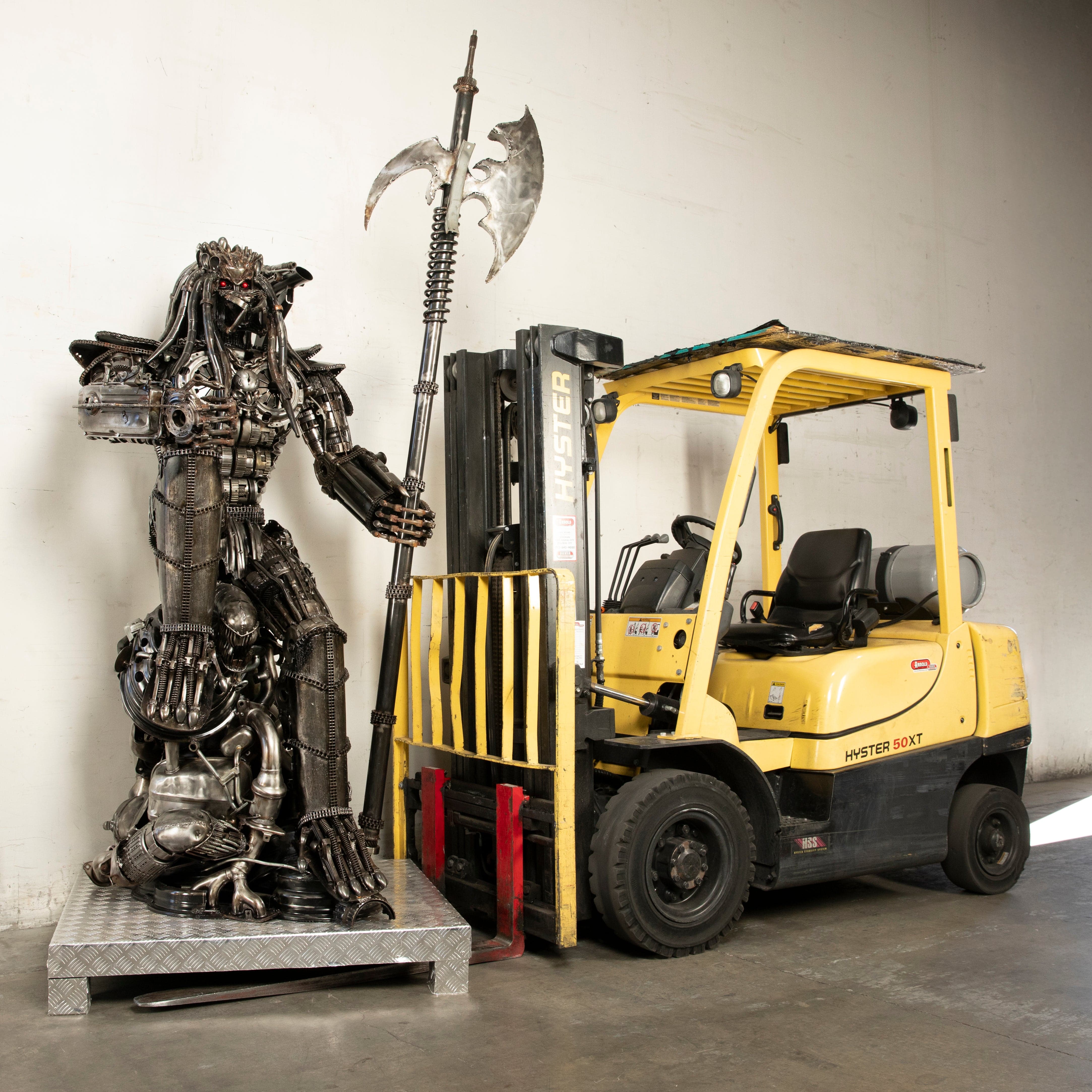 Kalifano Recycled Metal Art 91" Predator Inspired Recycled Metal Art Sculpture RMS-PRED230-S25