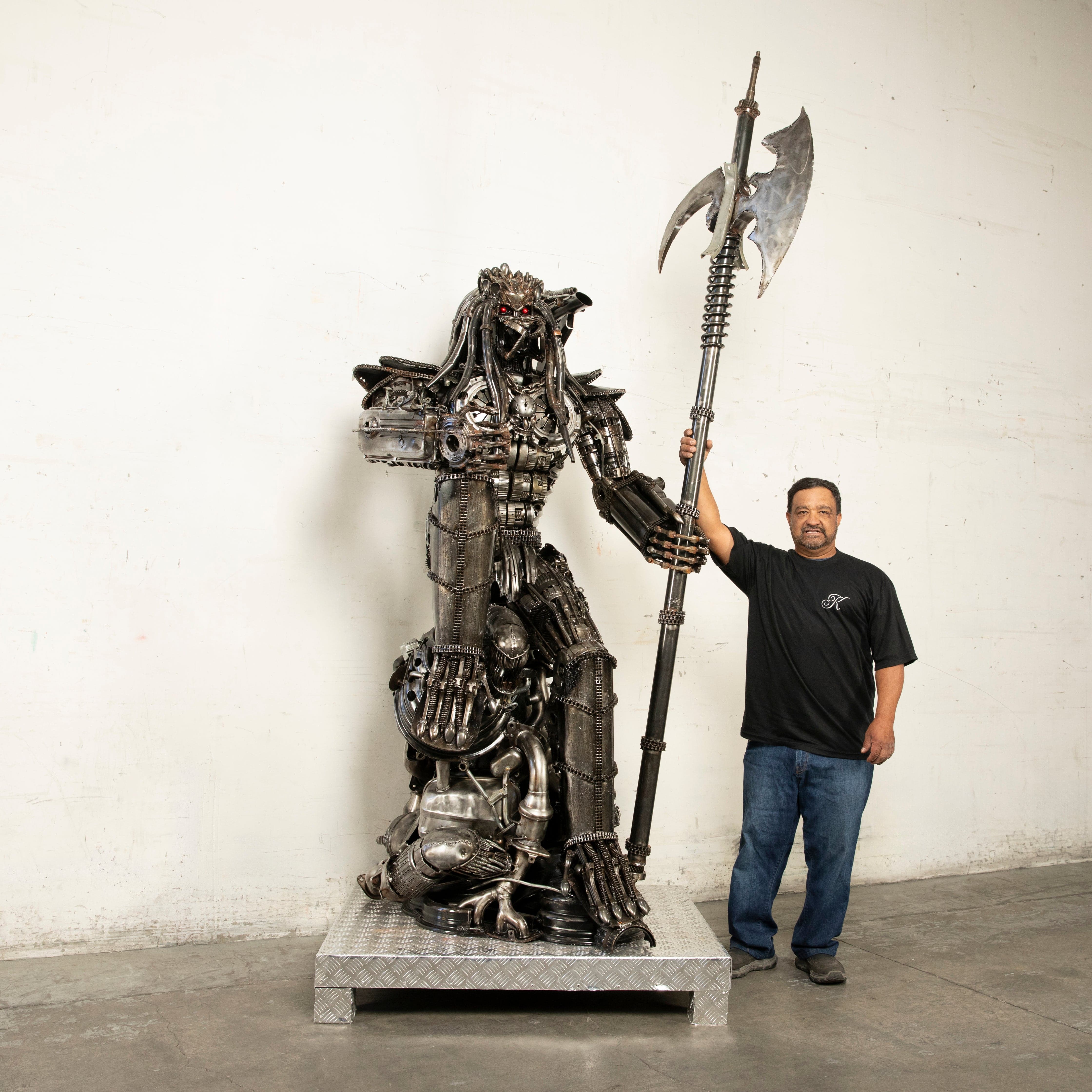 Kalifano Recycled Metal Art 91" Predator Inspired Recycled Metal Art Sculpture RMS-PRED230-S25