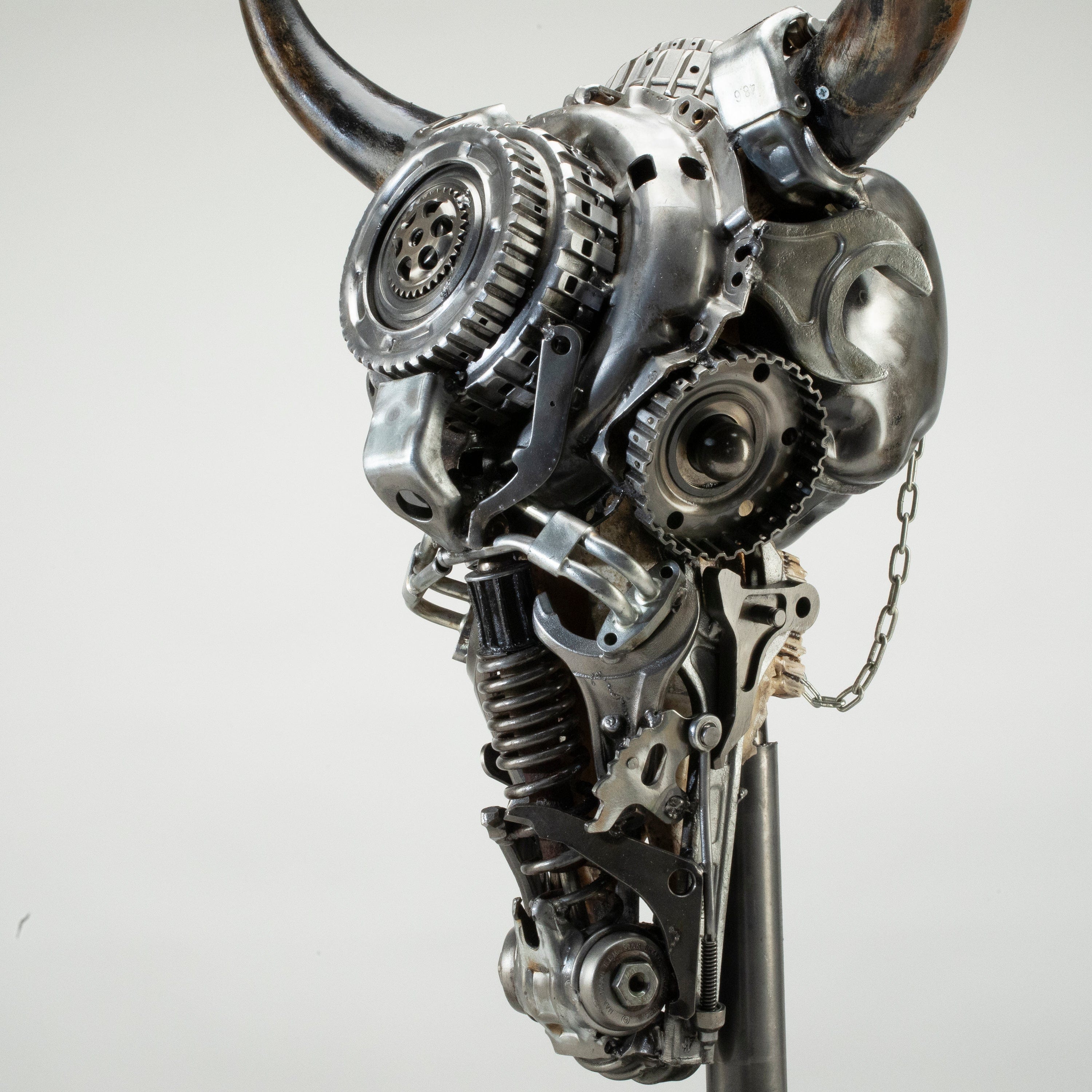 Kalifano Recycled Metal Art Bull Skull Recycled Metal Art Sculpture RMS-BSK-S149