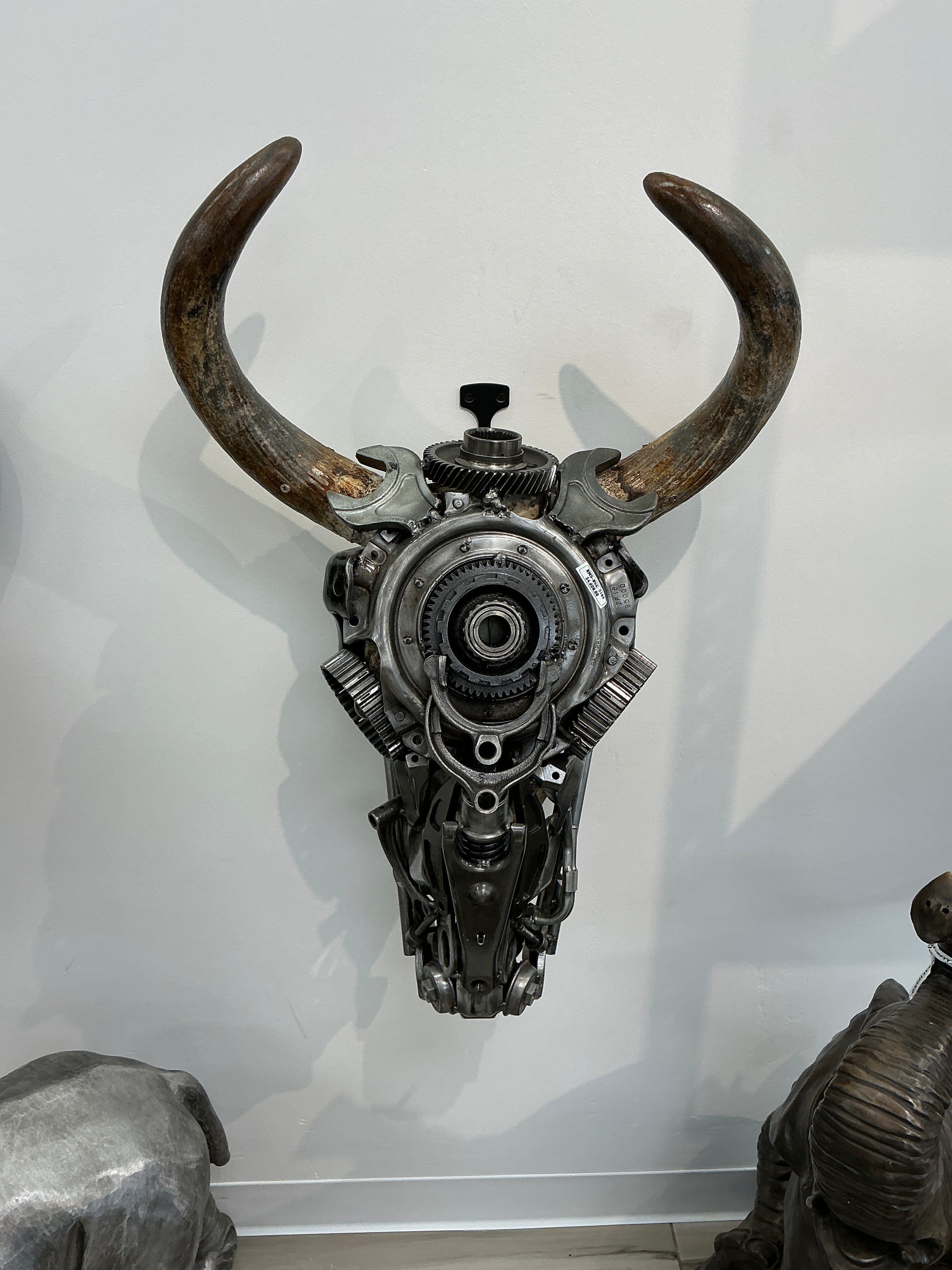 Kalifano Recycled Metal Art Bull Skull Recycled Metal Art Sculpture RMS-BSK-S165