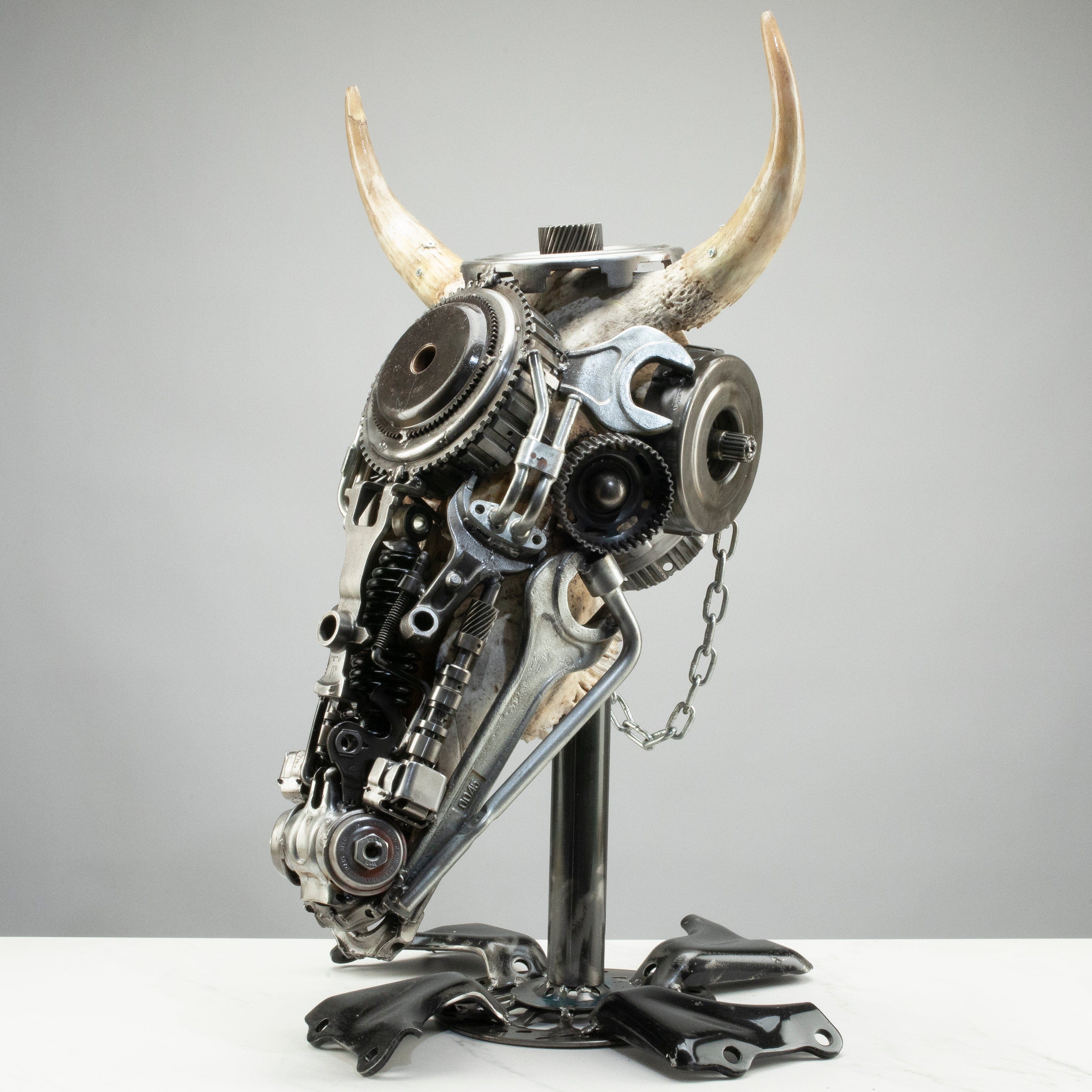 Kalifano Recycled Metal Art Bull Skull Recycled Metal Art Sculpture RMS-BSK-S194