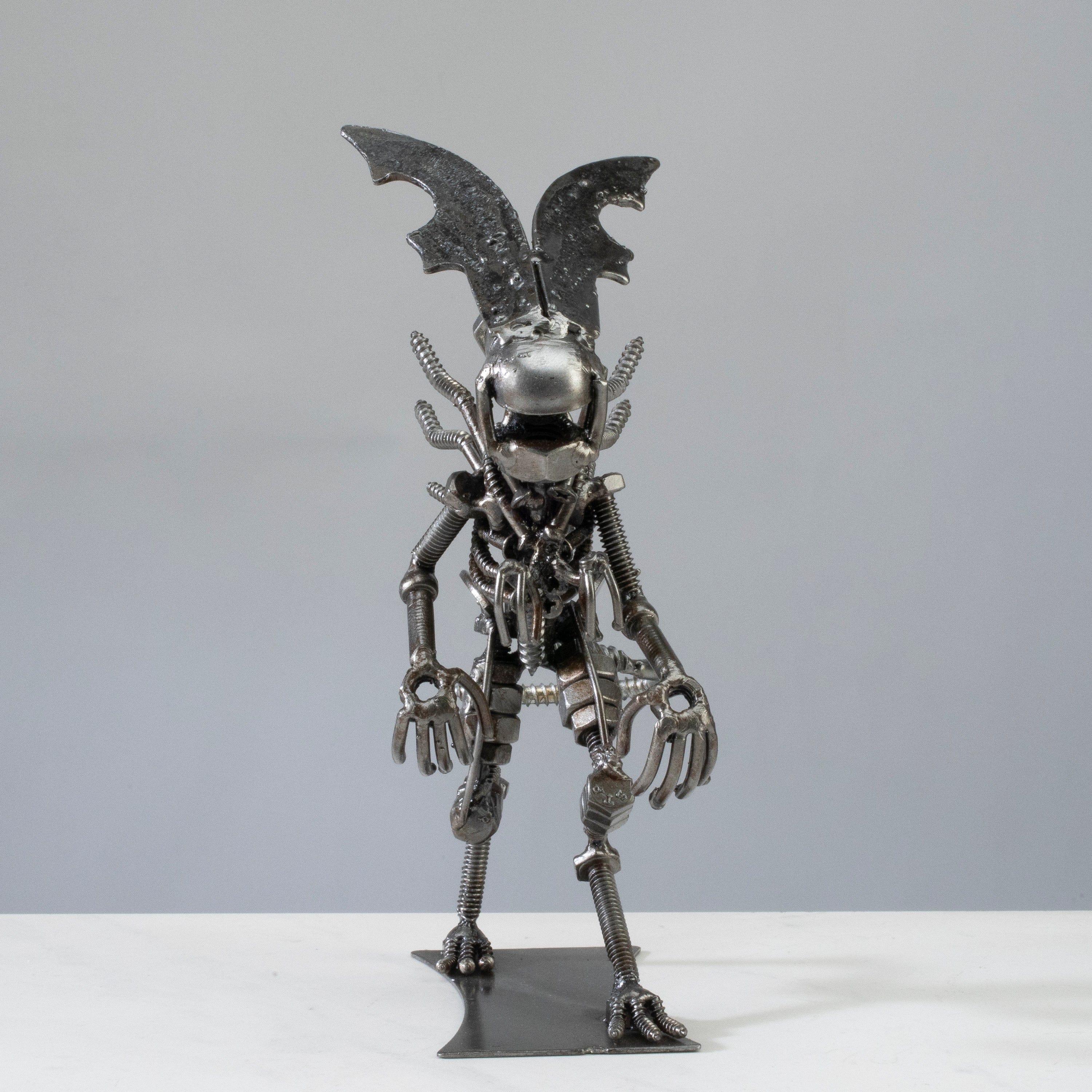 Kalifano Recycled Metal Art Queen Alien Inspired Recycled Metal Sculpture RMS-300QA-N