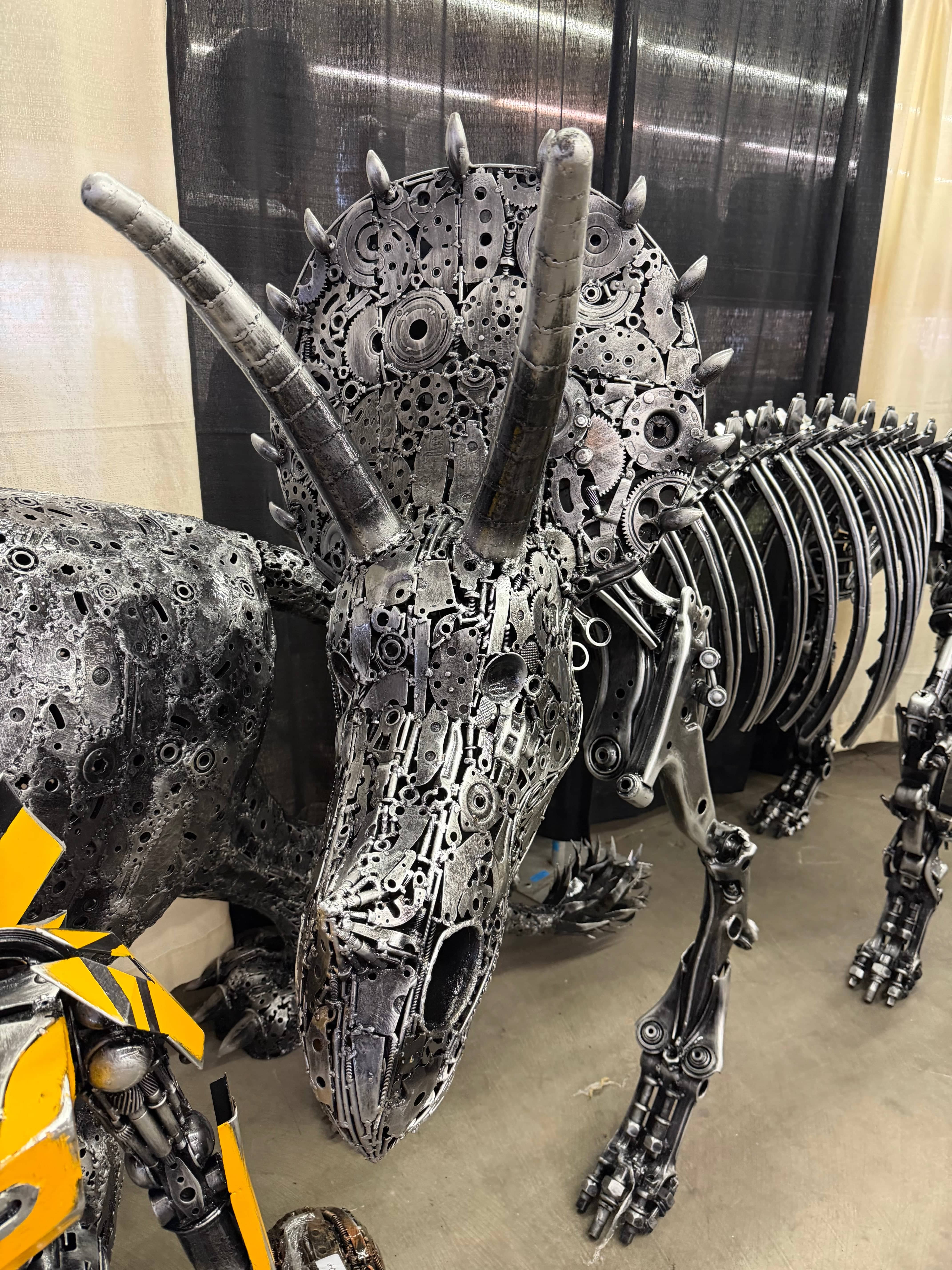 Kalifano Recycled Metal Art Triceratops Skeleton Recycled Metal Sculpture RMS-TRI70-P