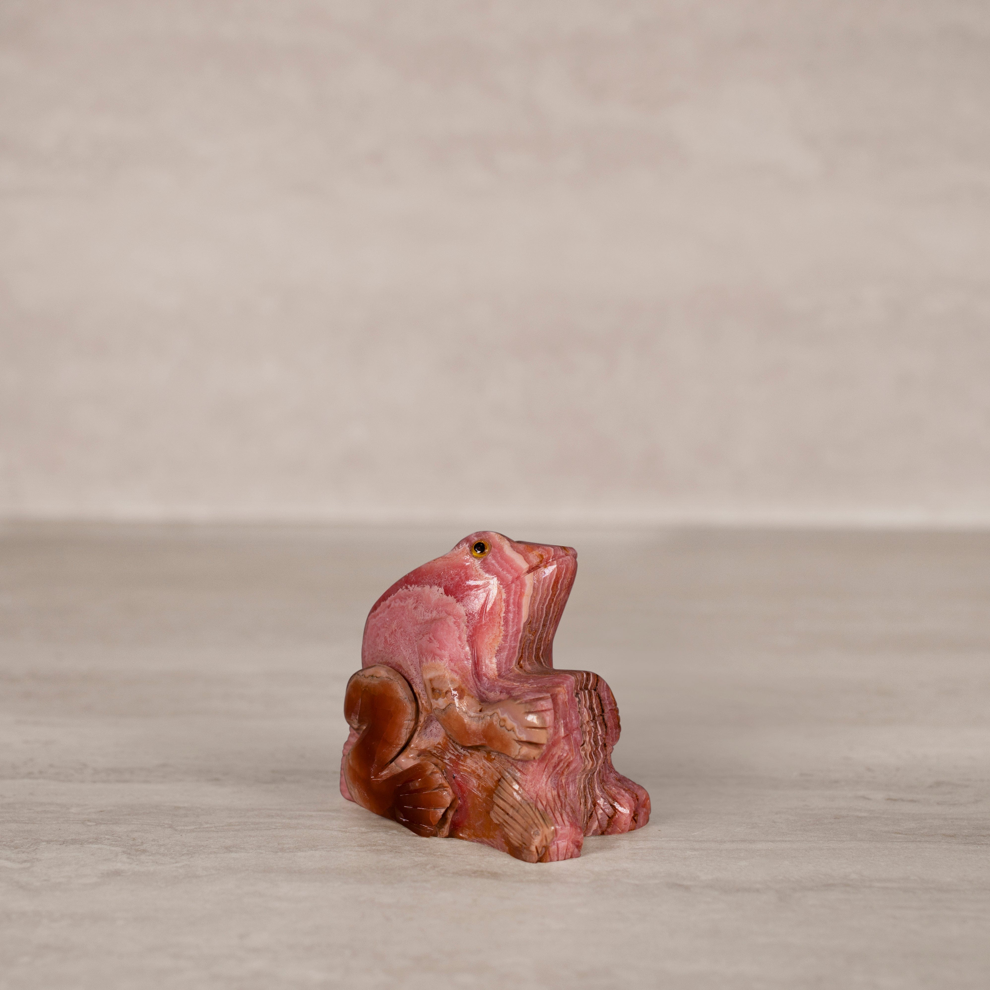 Kalifano Rhodochrosite Rhodochrosite Frog Carving from Argentina - 2.75" / 340 g RC2200.001