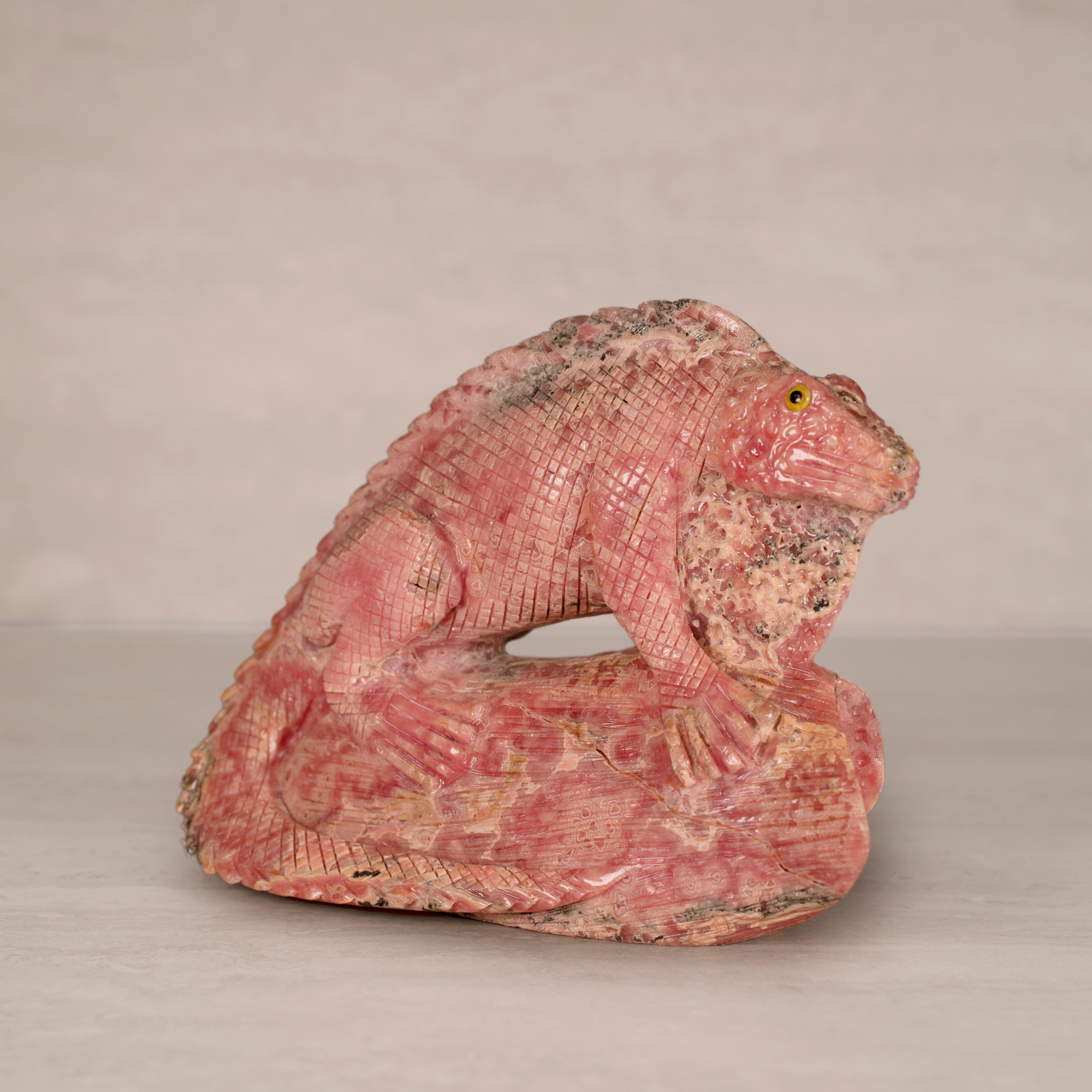 Kalifano Rhodochrosite Rhodochrosite Iguana Carving from Argentina - 7.5" / 1,860 g RC14400.002