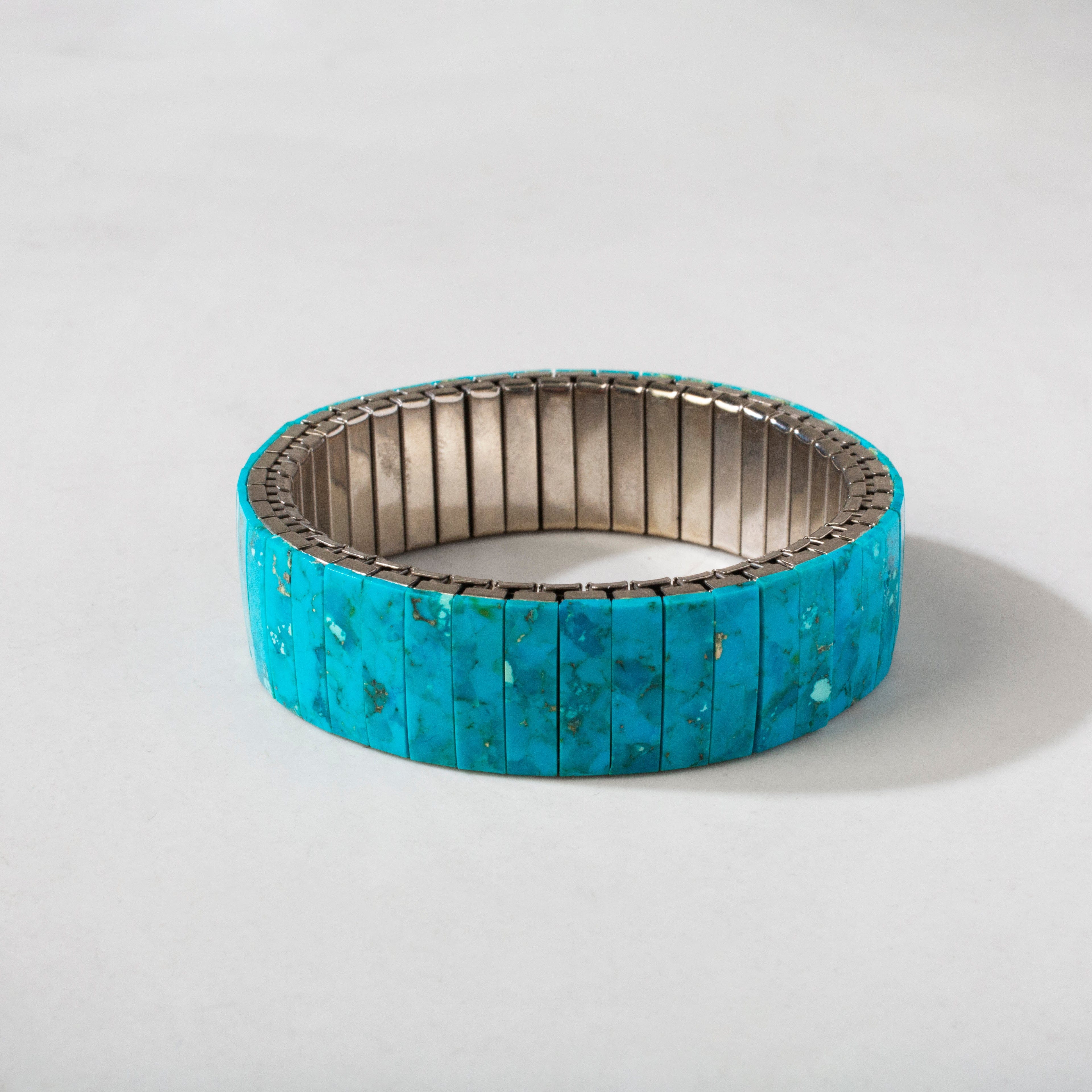 Kalifano Southwest Silver Jewelry Banded Kingman Turquoise Compress Nuggets & 925 Sterling Silver USA Handmade Elastic Stretch Bracelet NMB.0070.TQ