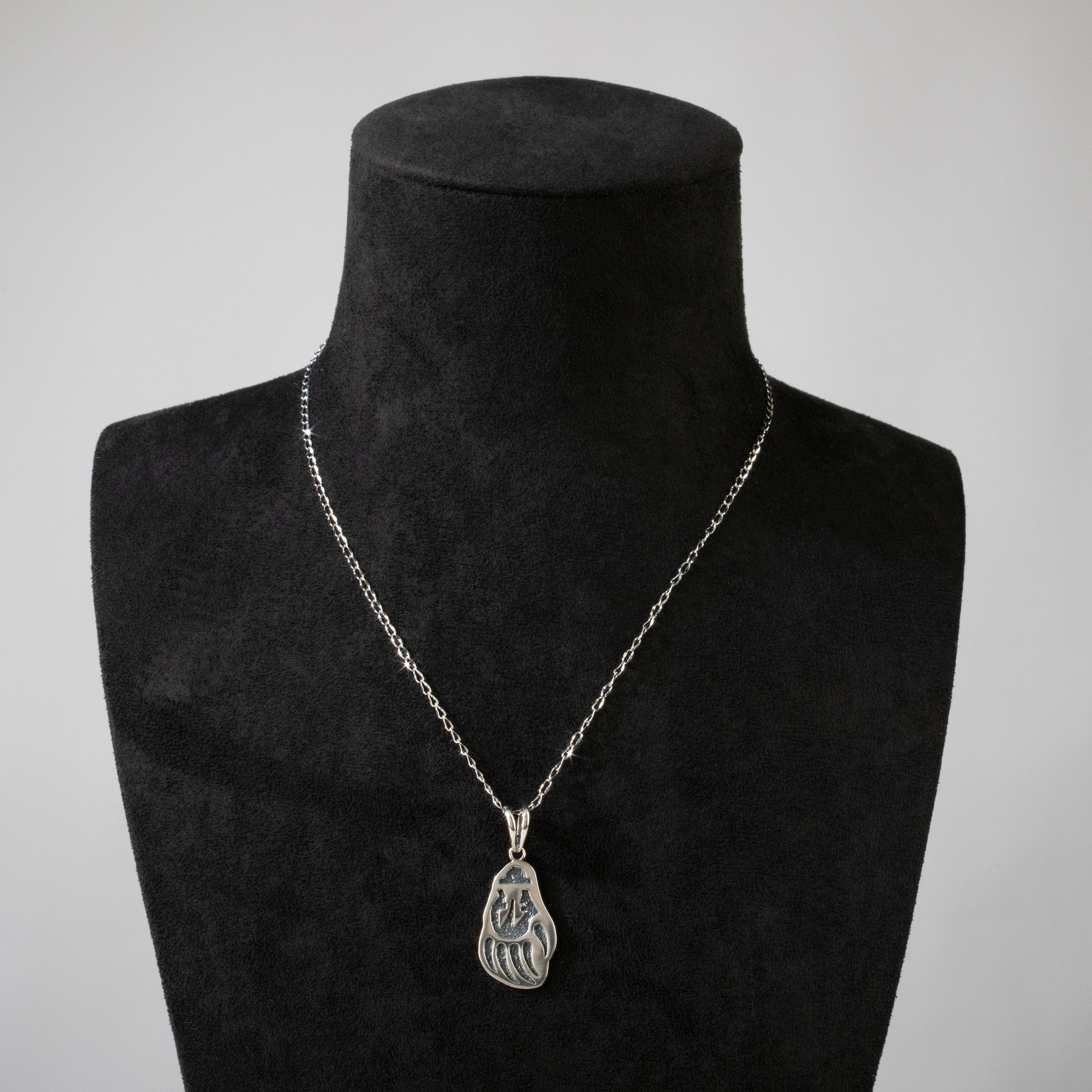 Kalifano Southwest Silver Jewelry Bear Paw 925 Sterling Silver USA Handmade Pendant NMN.2182.SS