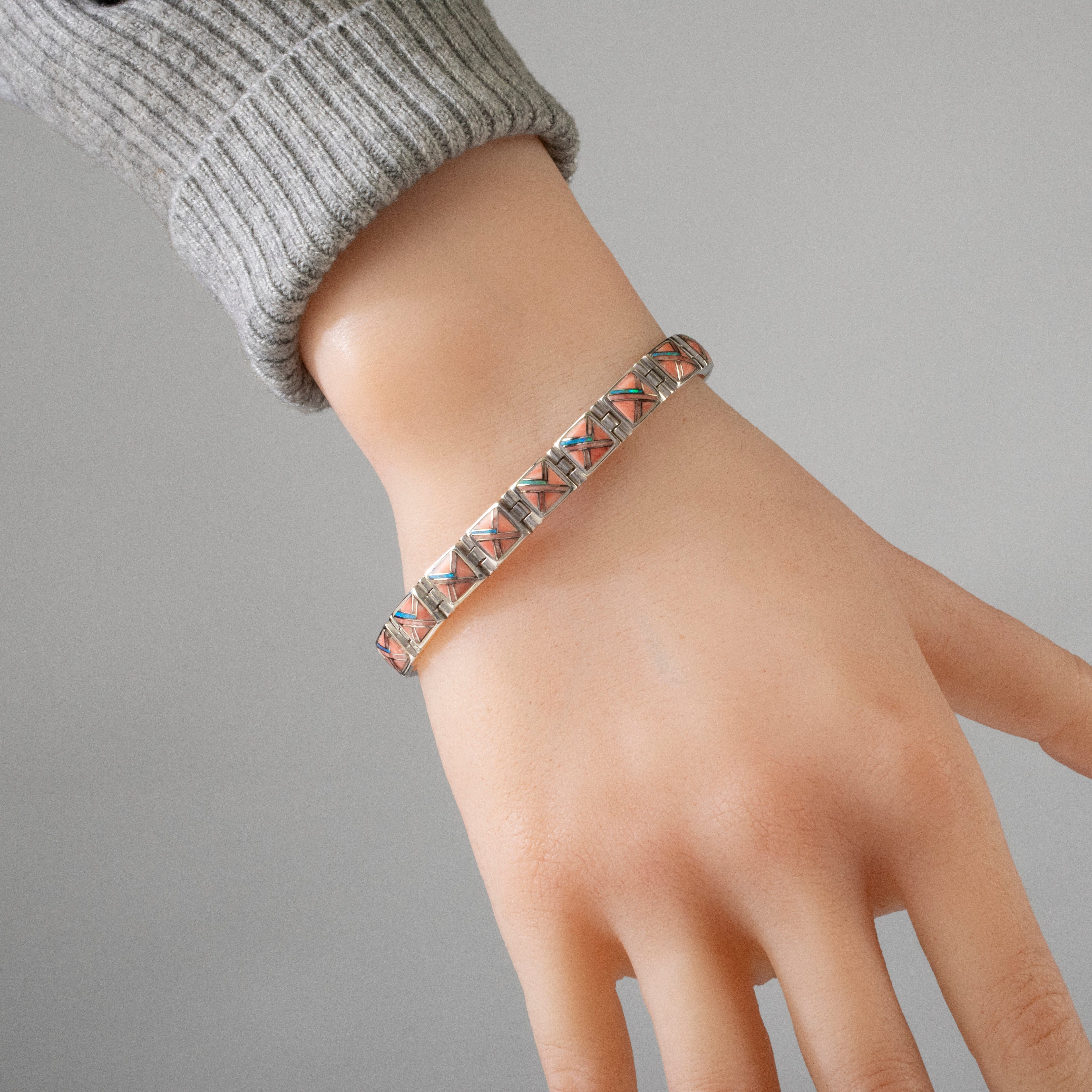 Kalifano Southwest Silver Jewelry Pink Conch Shell Square 925 Sterling Silver Bracelet USA Handmade with Opal Accent NMB.0245.PC