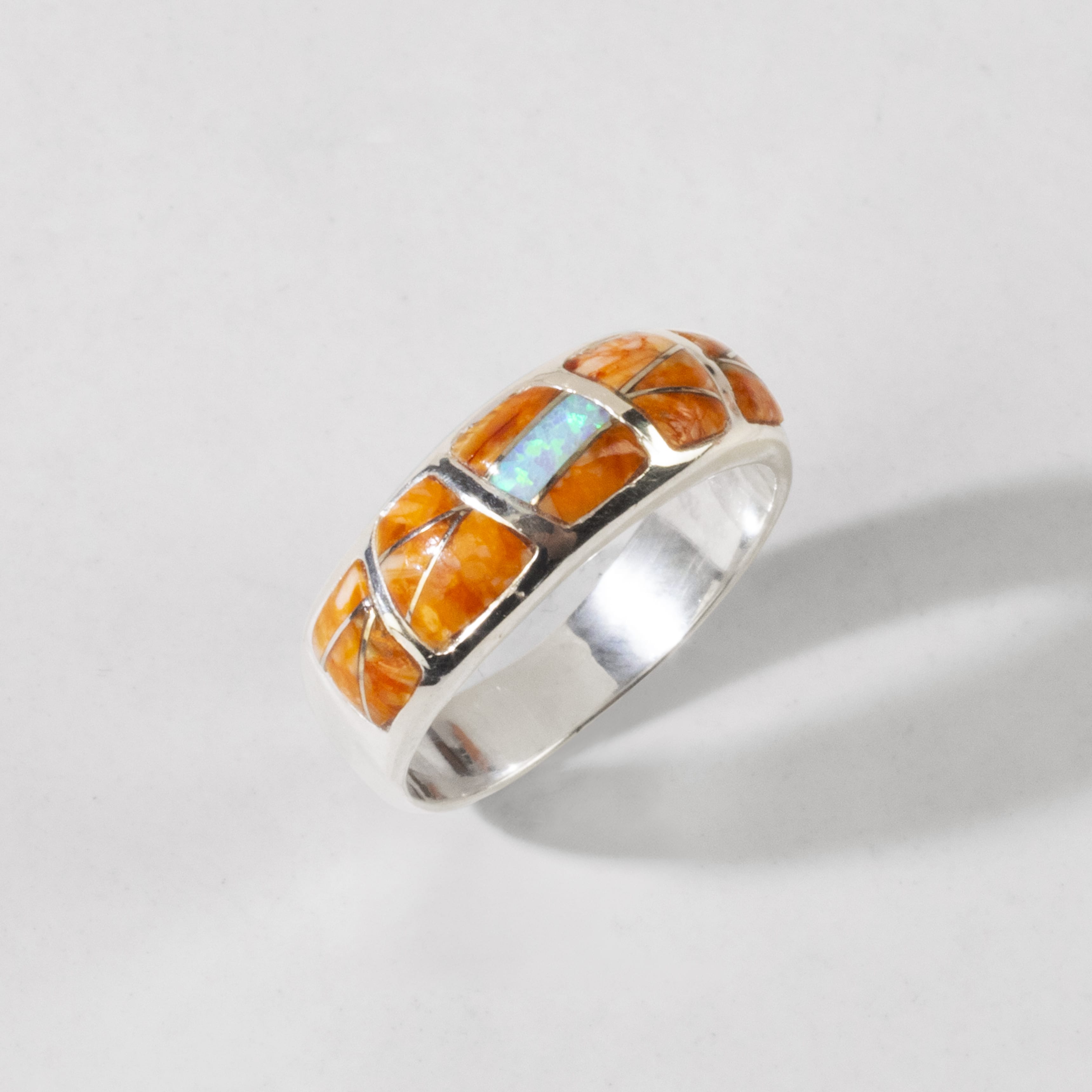 Kalifano Southwest Silver Jewelry Spiny Oyster Shell 925 Sterling Silver Ring Handmade with Laboratory Opal Accent