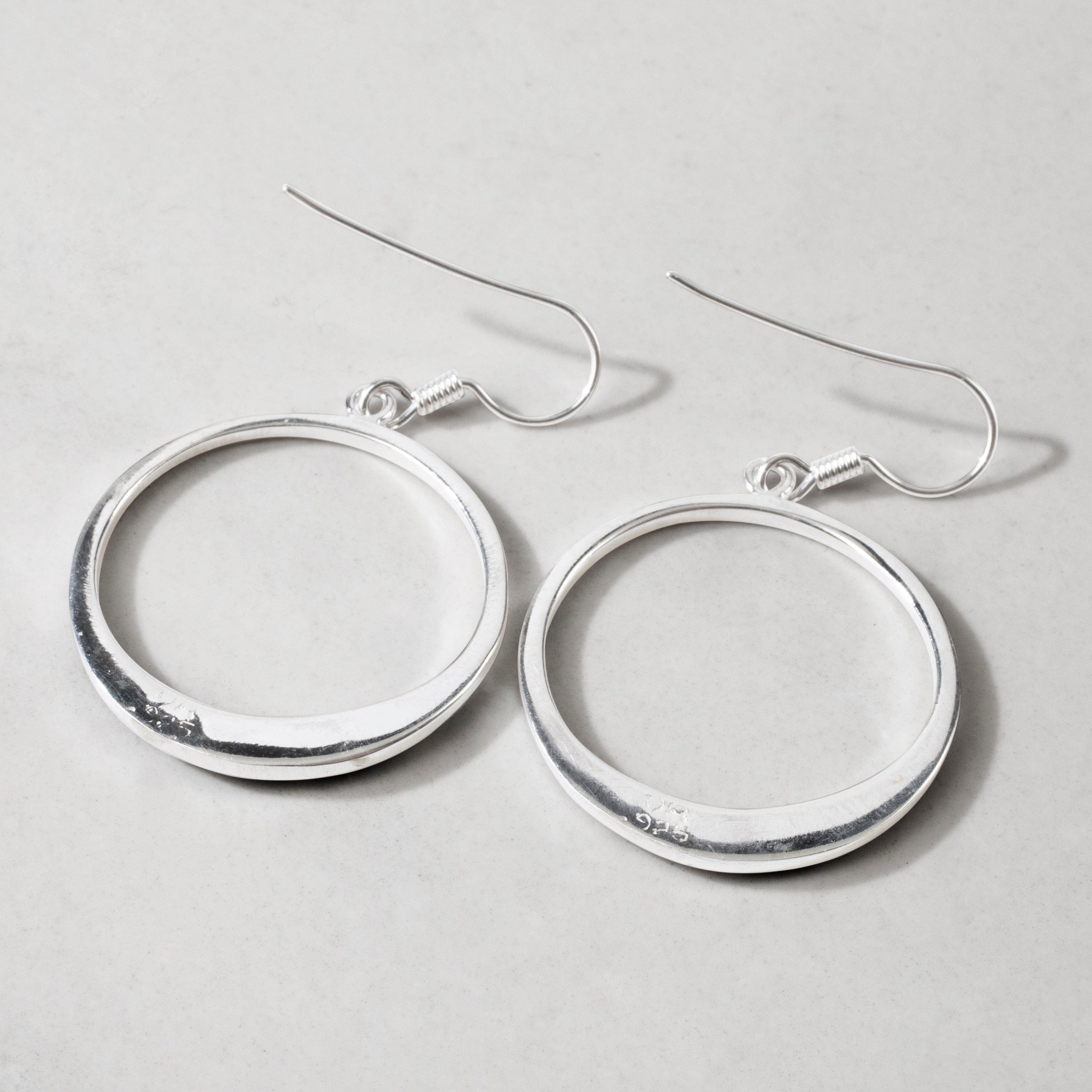 Kalifano Southwest Silver Jewelry White Buffalo Turquoise Hoop 925 Sterling Silver USA Handmade Earring with French Hook NME.2314.WB