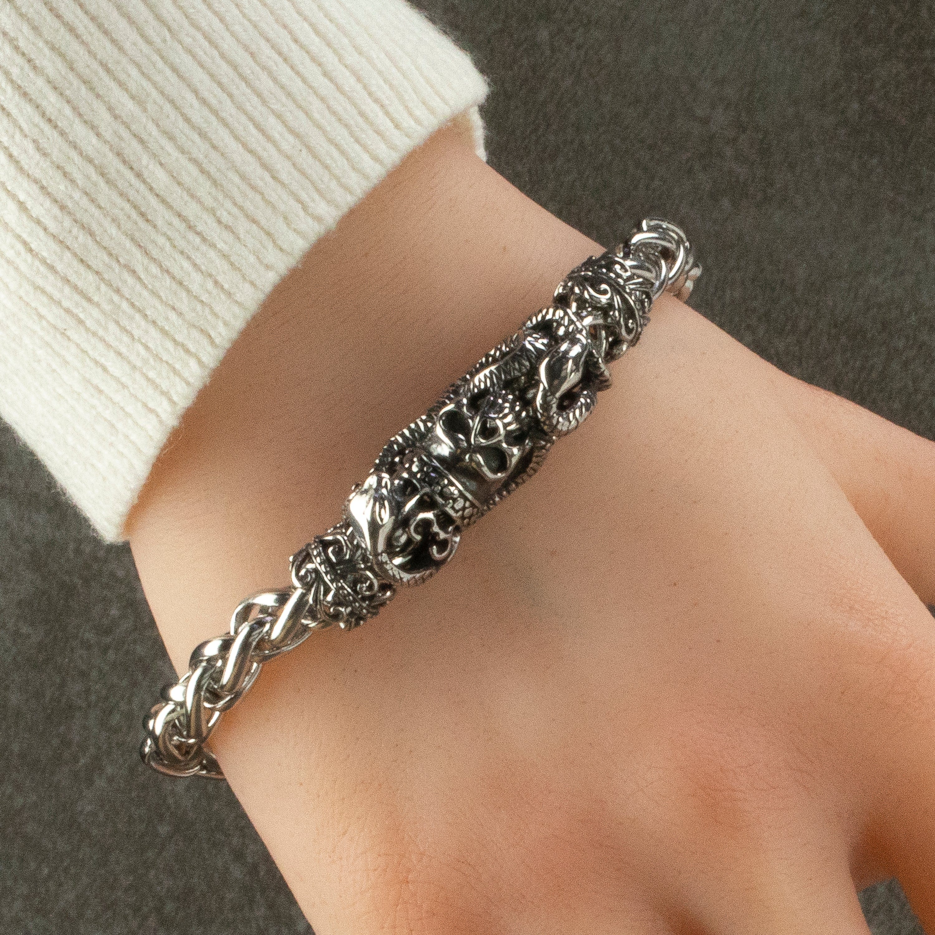 Kalifano Stainless Steel Bracelets Stainless Steel Bracelet with Skulls and Snakes PLAT-BSS-10