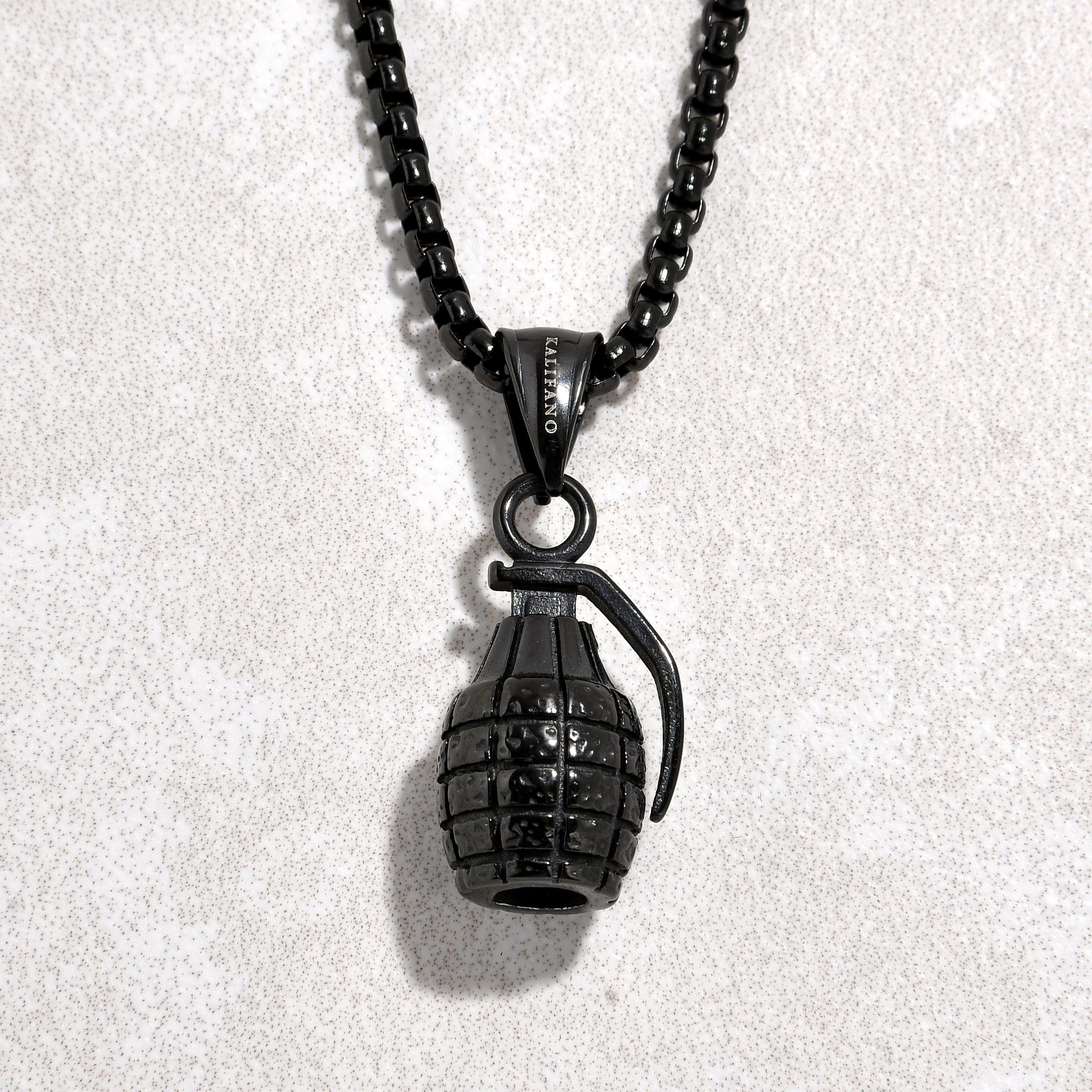 Kalifano Steel Hearts Jewelry Black Grenade Steel Hearts Necklace SHN501-B