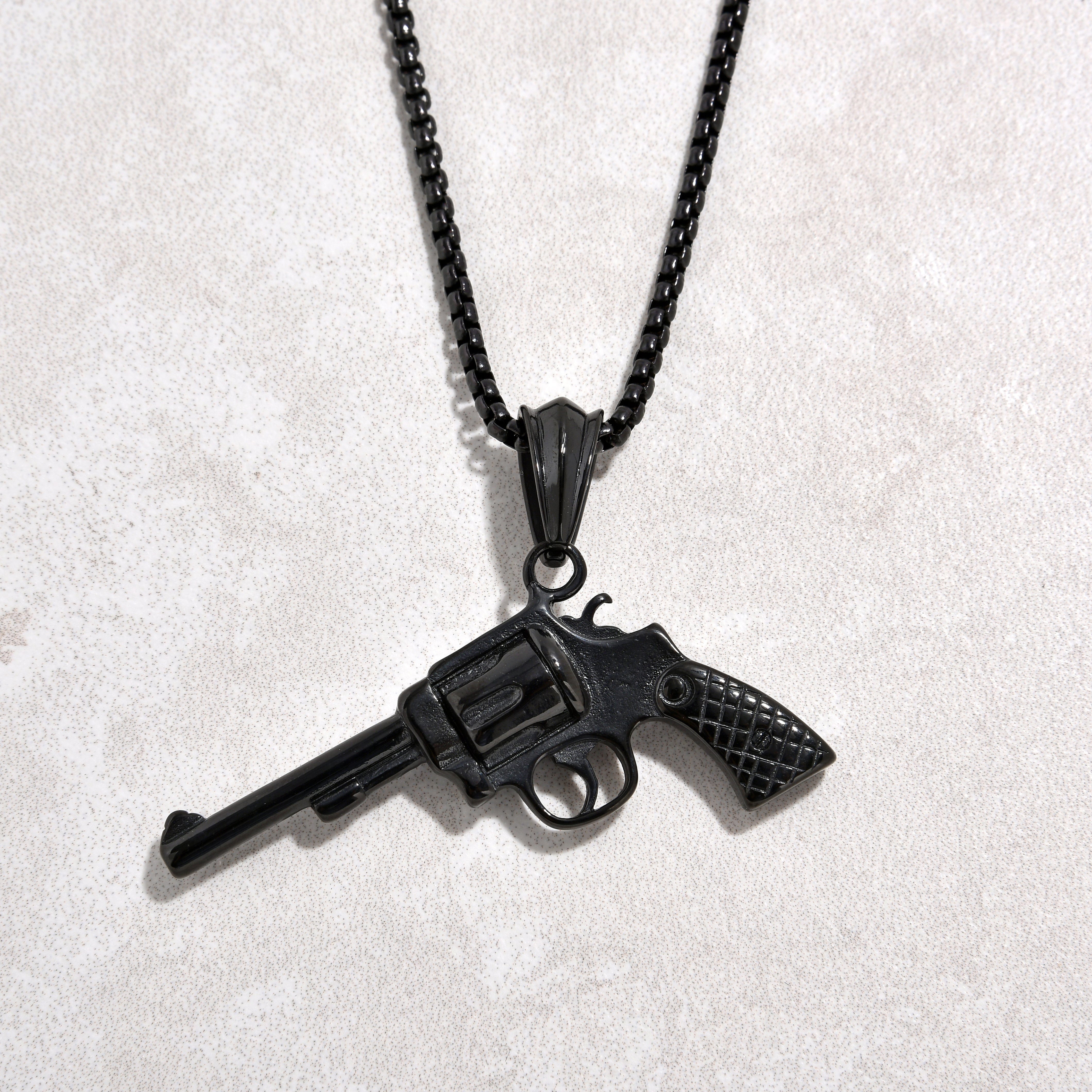 Kalifano Steel Hearts Jewelry Black Revolver gun Steel Hearts Necklace SHN524-B