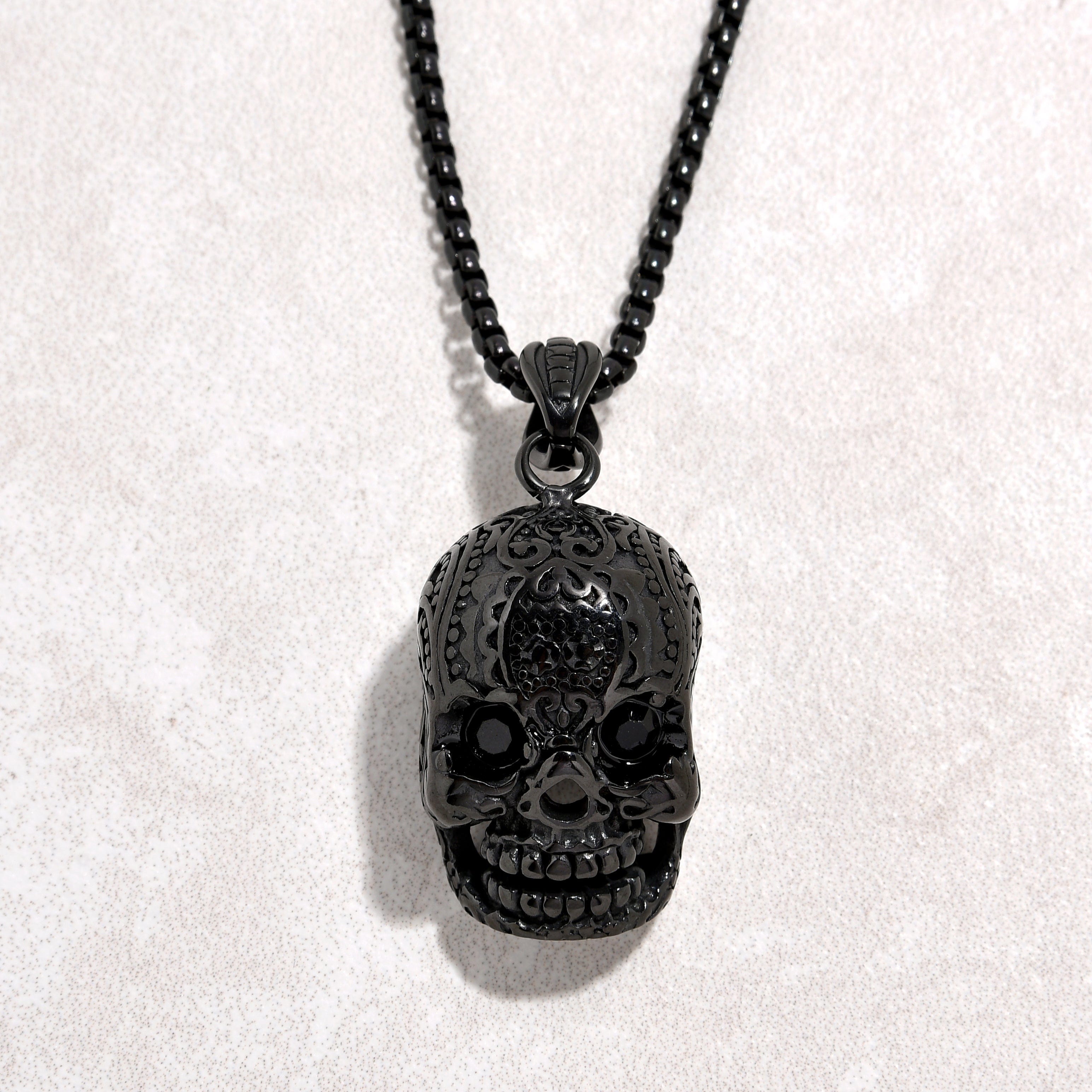 Kalifano Steel Hearts Jewelry Black Skull Steel Hearts Necklace SHN527-B-B