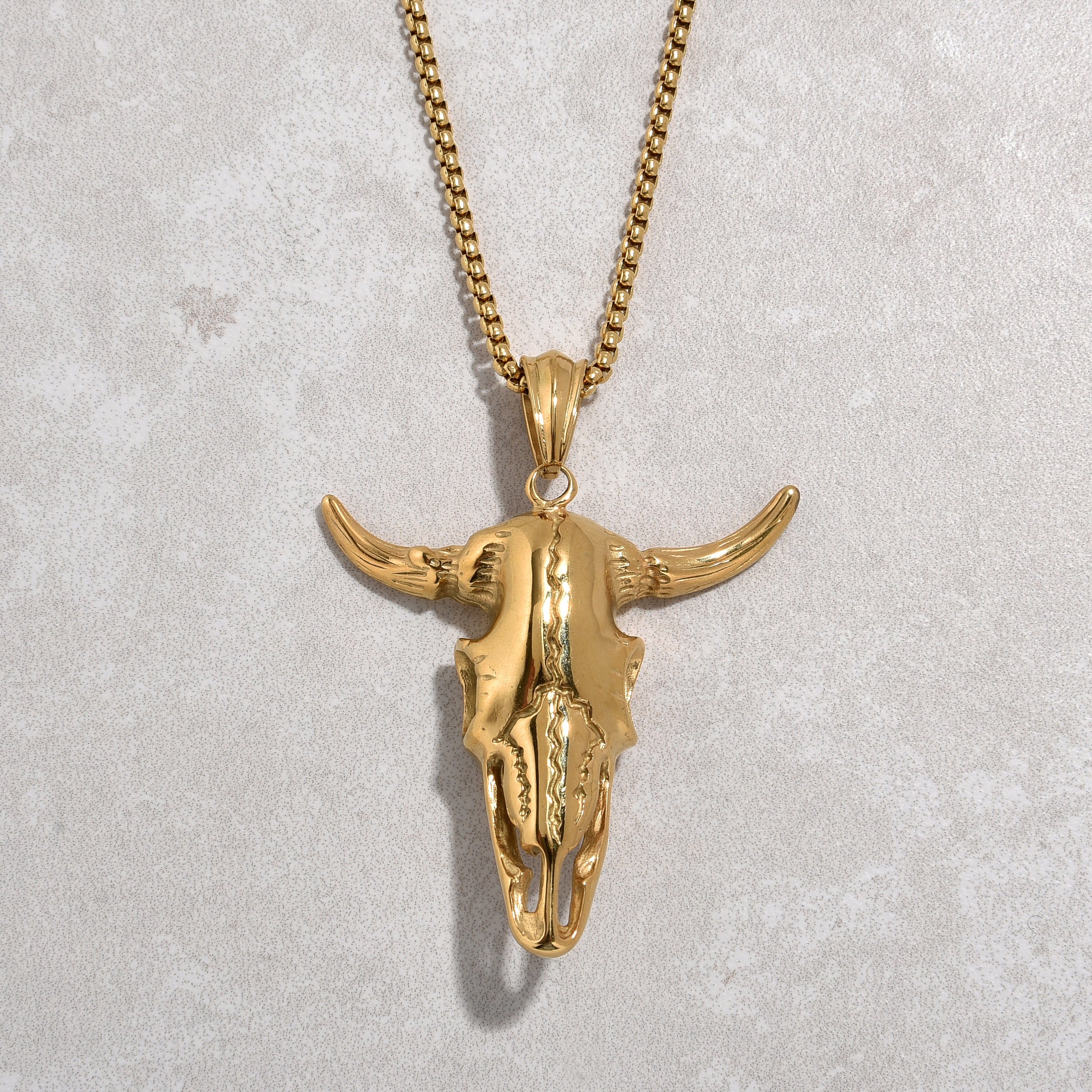 Kalifano Steel Hearts Jewelry Gold Large Bull Skull Steel Hearts Necklace SHN529-G