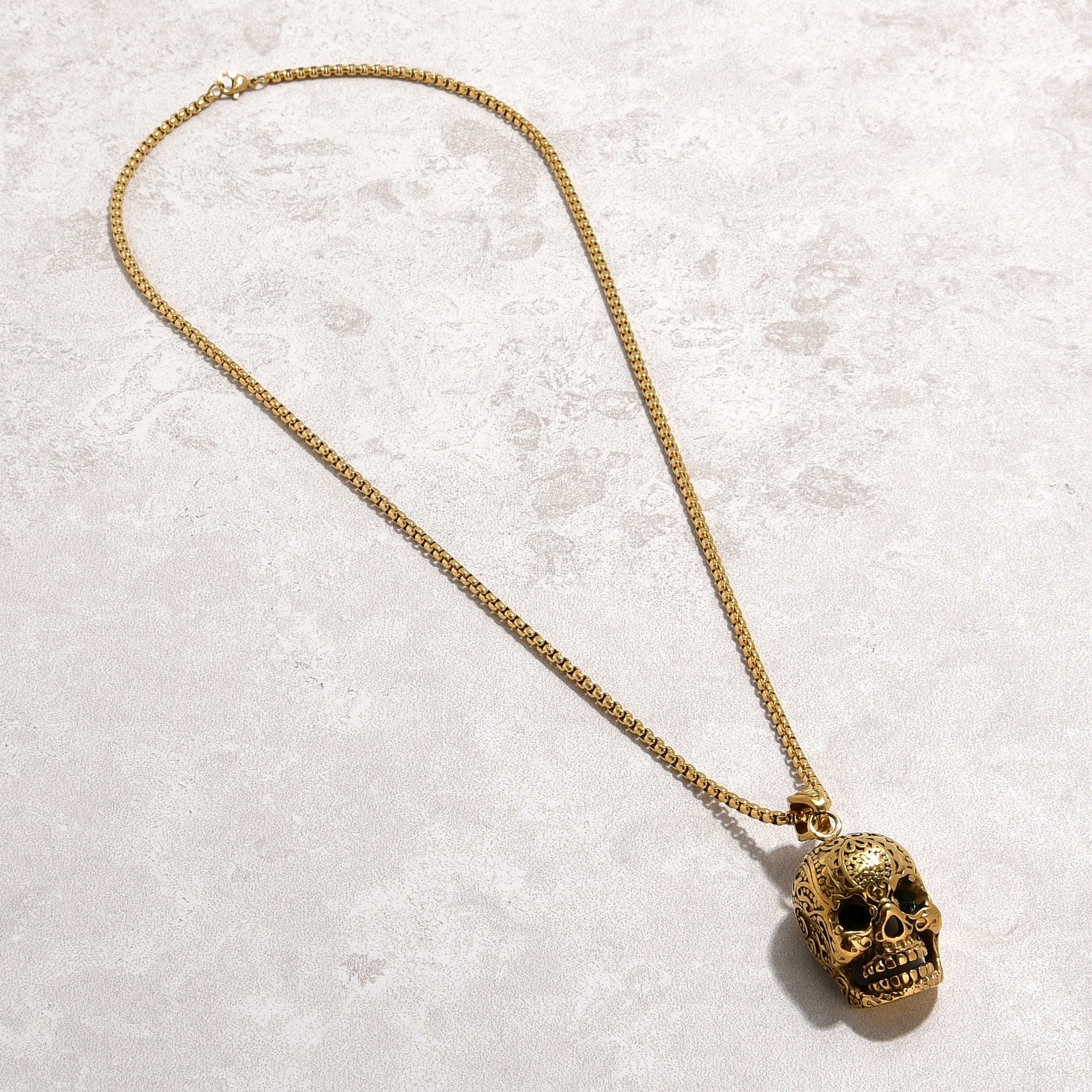 Kalifano Steel Hearts Jewelry Gold Skull Steel Hearts Necklace SHN527-G-E