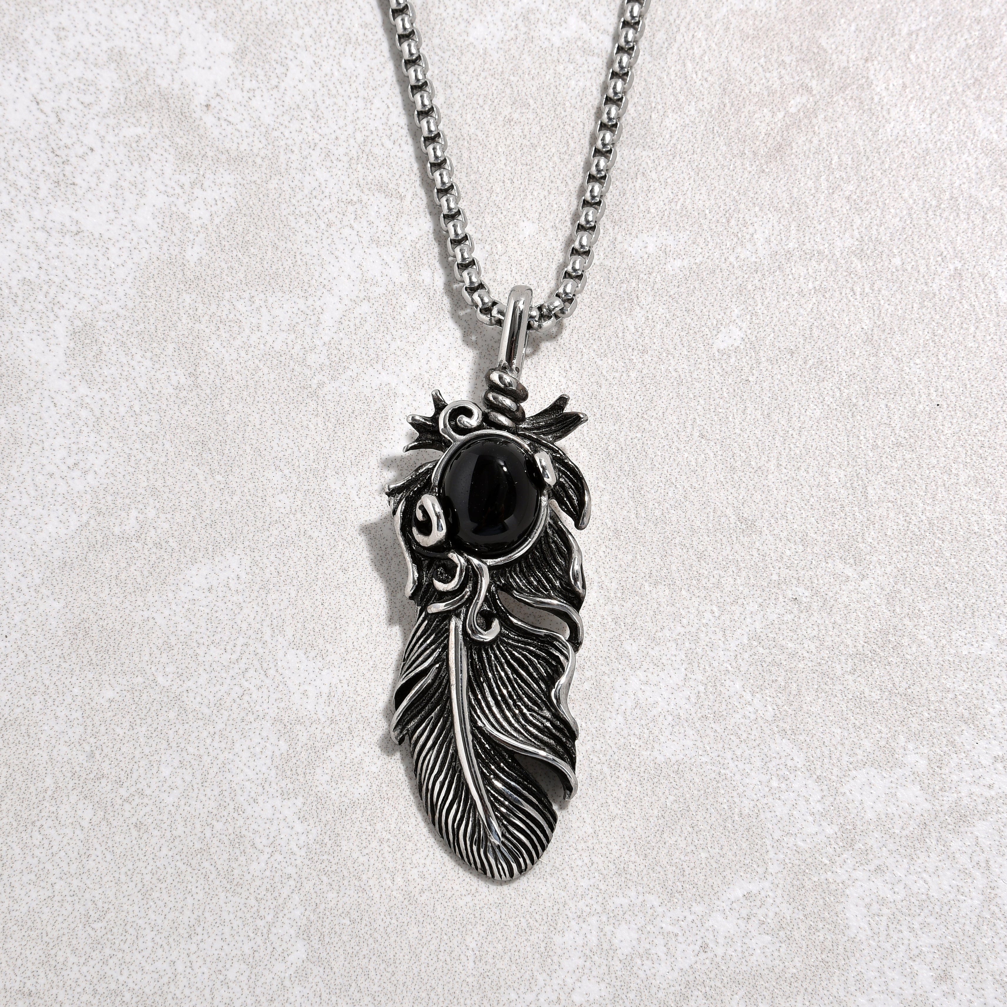 Kalifano Steel Hearts Jewelry Silver Black Agate Feather Steel Hearts Necklace SHN512S-BK