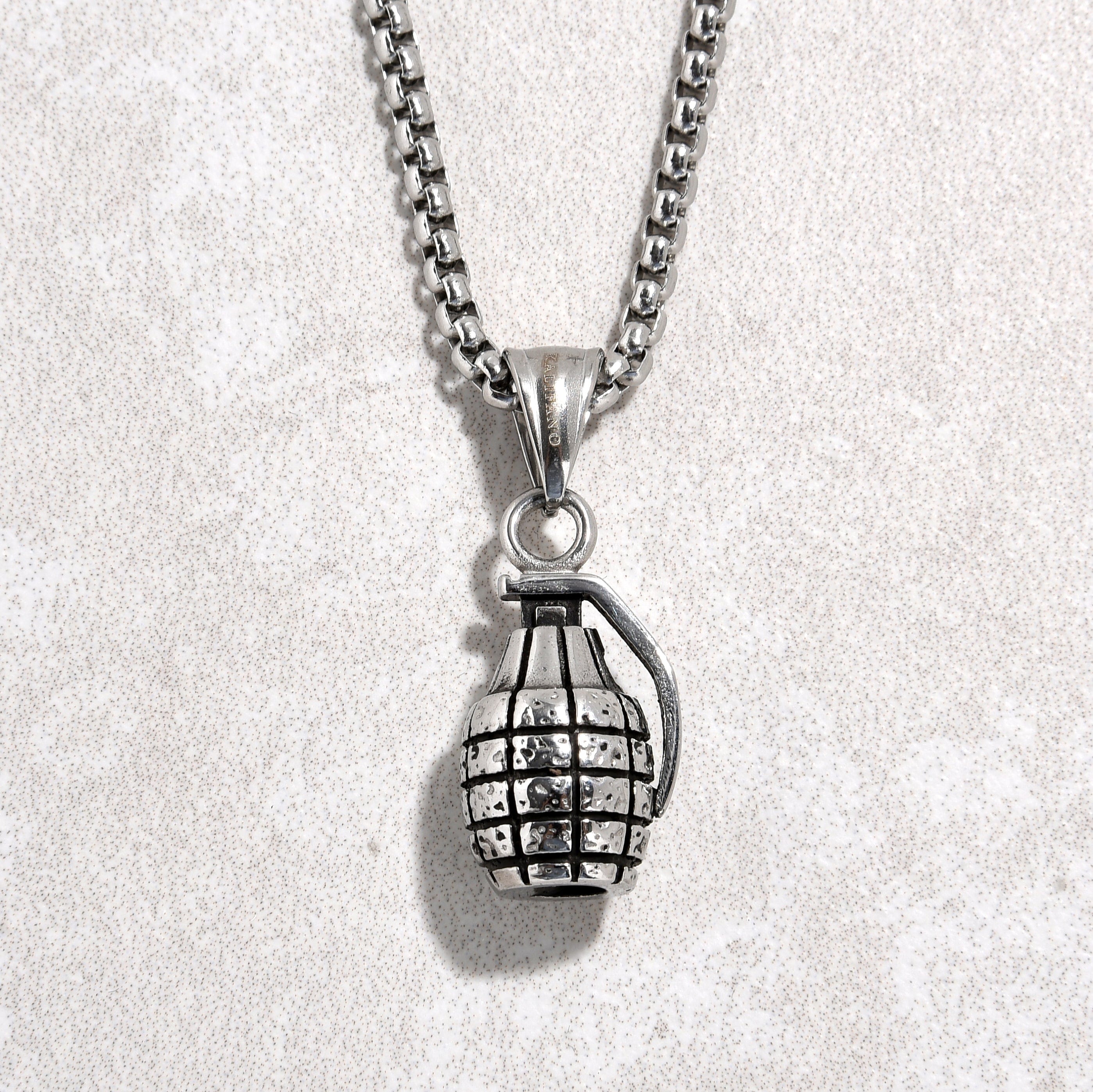 Kalifano Steel Hearts Jewelry Silver Grenade Steel Hearts Necklace SHN501-S