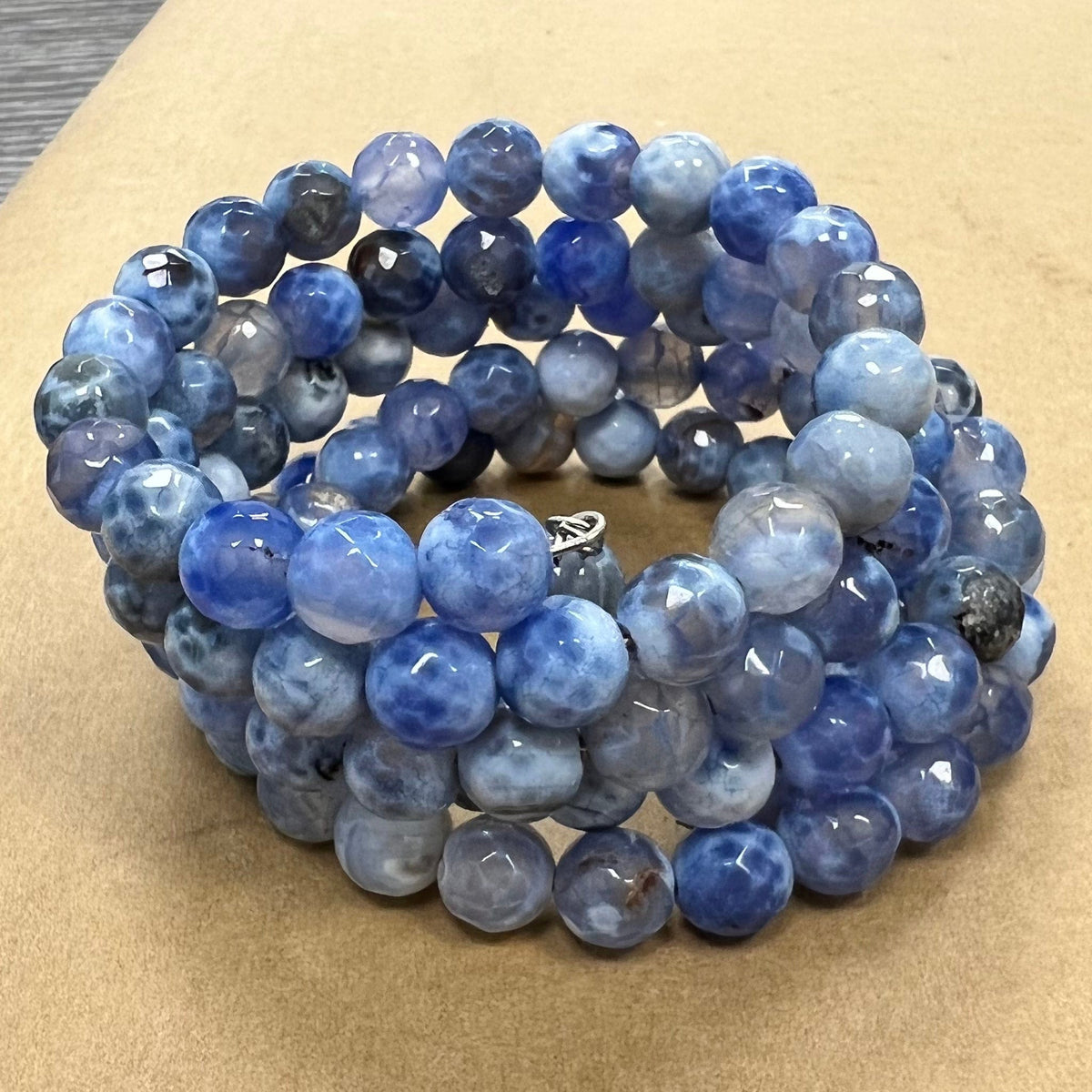 Kalifano Gemstone Bracelets 5 Coil Faceted 8 mm Agate Bracelet - Blue Agate BC8-BA