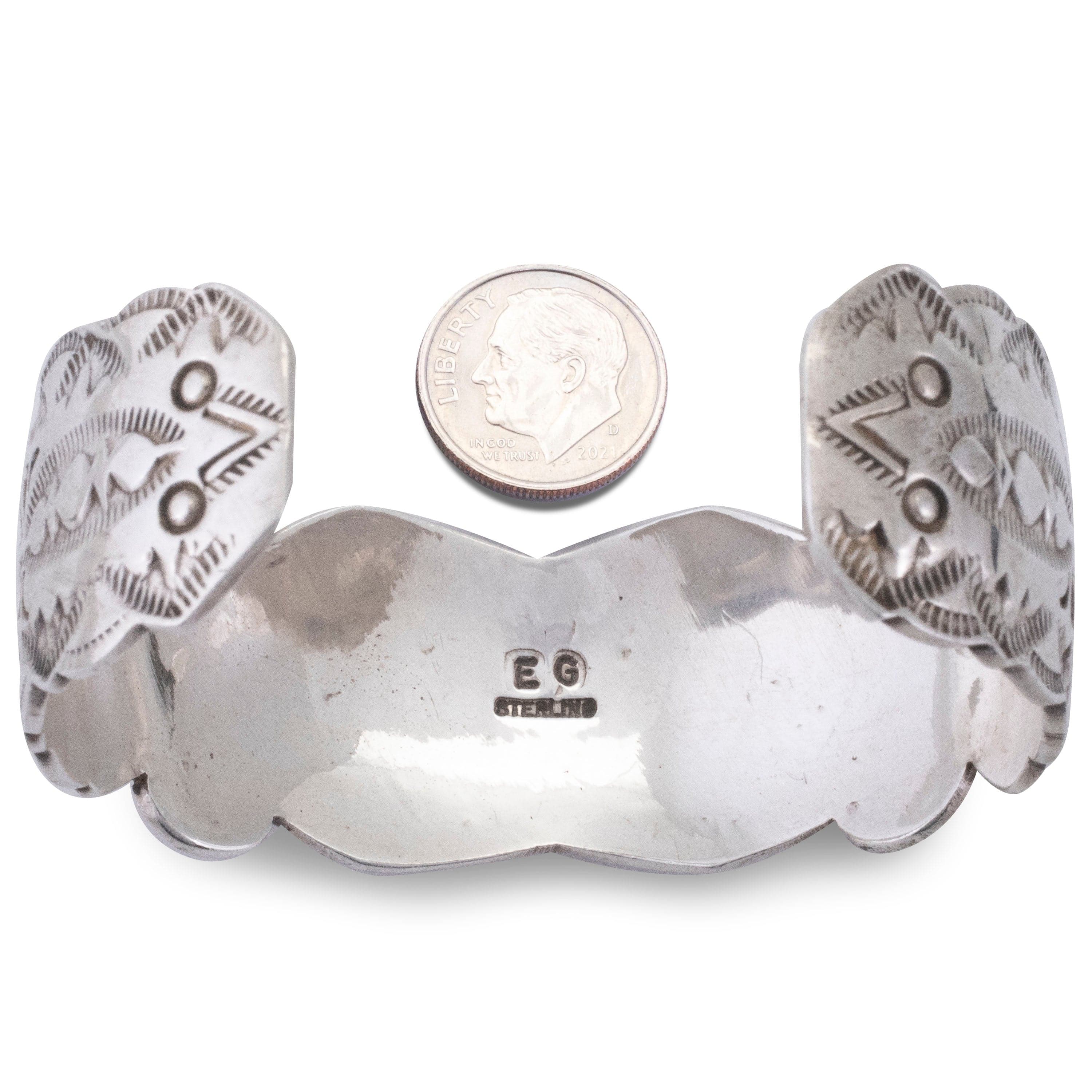 Kalifano Native American Jewelry Effie Garfield Navajo Coral USA Native American Made 925 Sterling Silver Cuff NAB3300.007