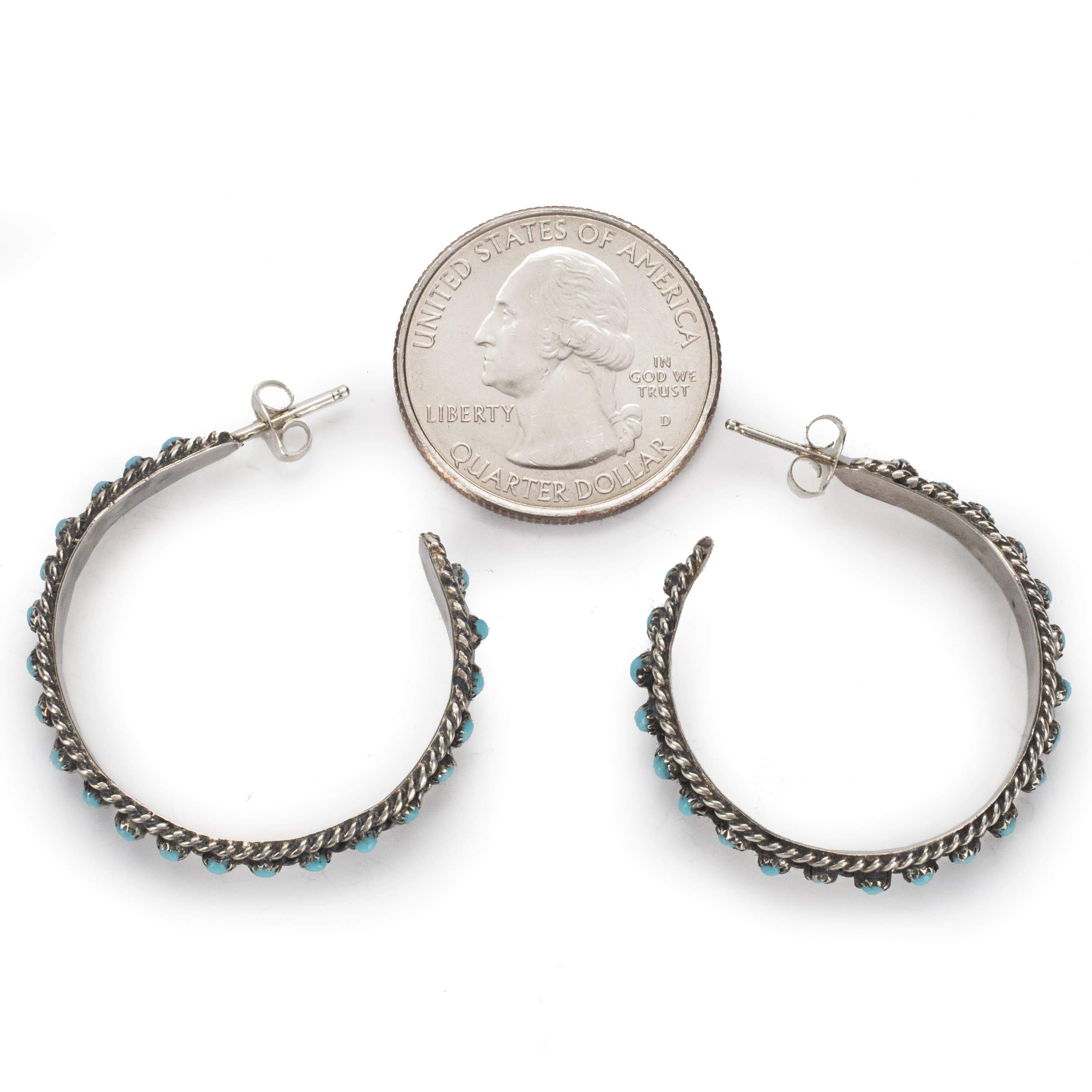 Kalifano Native American Jewelry Kingman Turquoise Petit Point USA Native American Made 925 Sterling Silver Hoop Earrings with Stud Backing NAE500.003