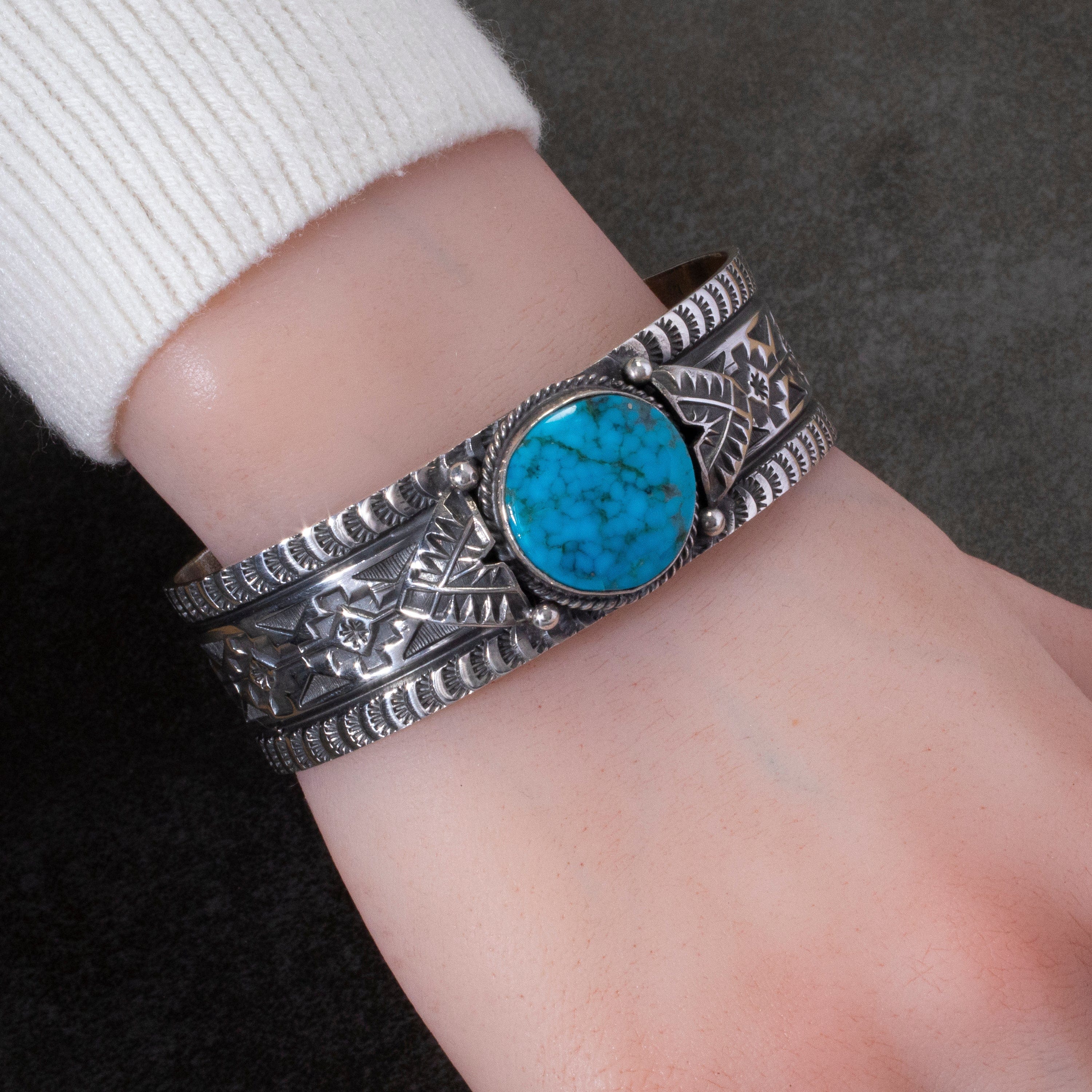 Sunshine Reeves Navajo Kingman Turquoise USA Native American Made 925  Sterling Silver Cuff