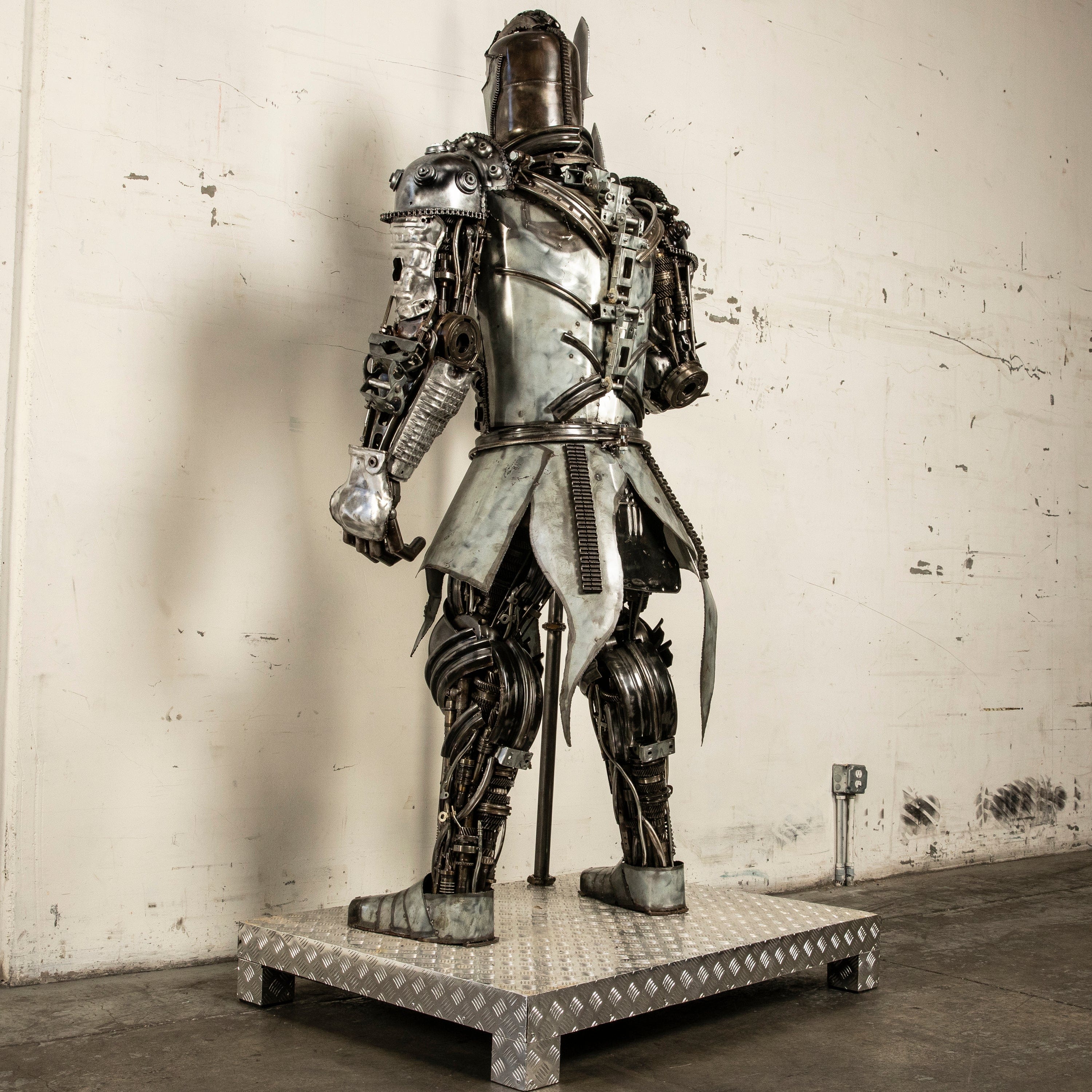 Kalifano Recycled Metal Art Knight Recycled Metal Art Sculpture - 7 ft 6 in Tall RMS-KN230-S10