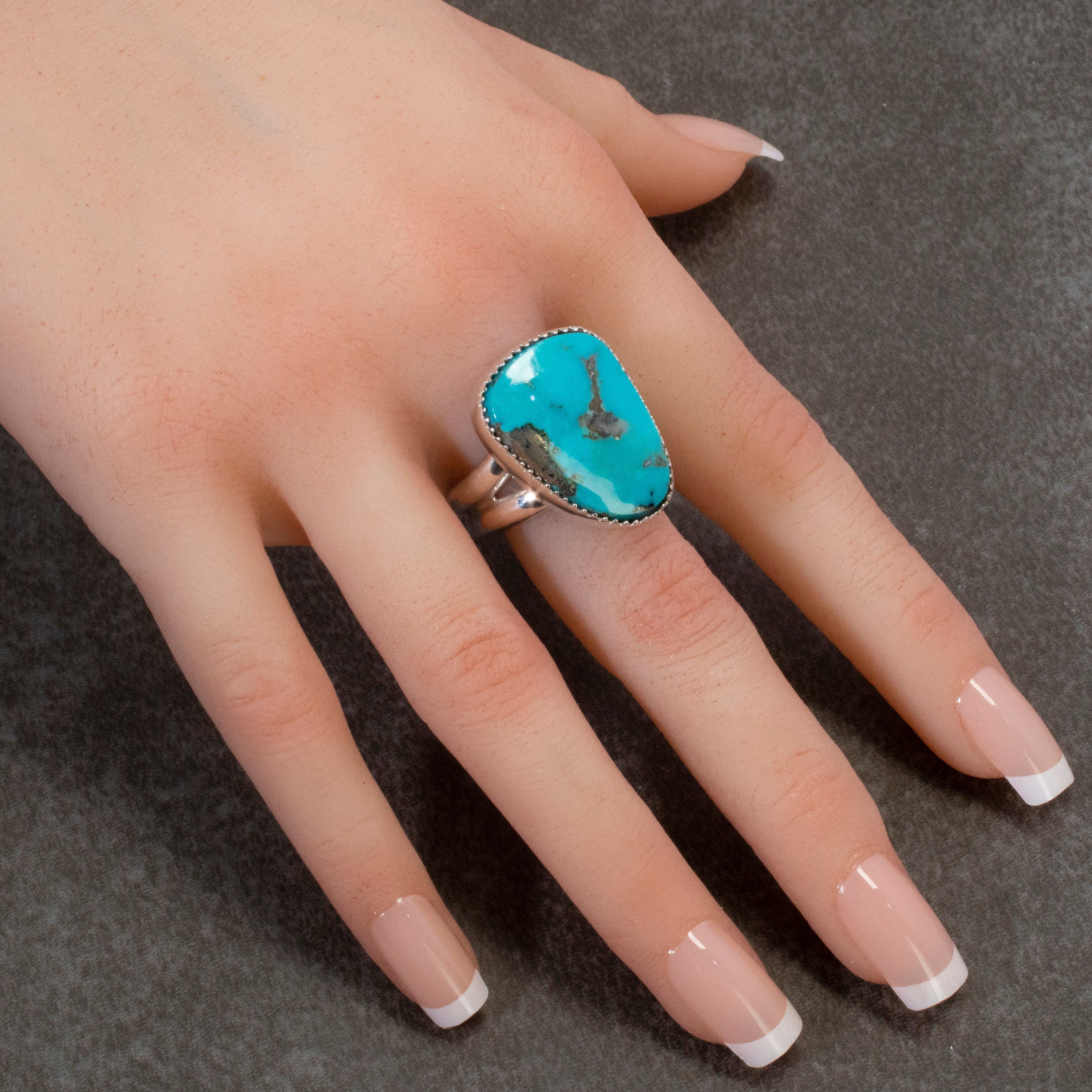 Kalifano Southwest Silver Jewelry 11 Kingman Turquoise USA Handmade 925 Sterling Silver Ring NMR450.002.11