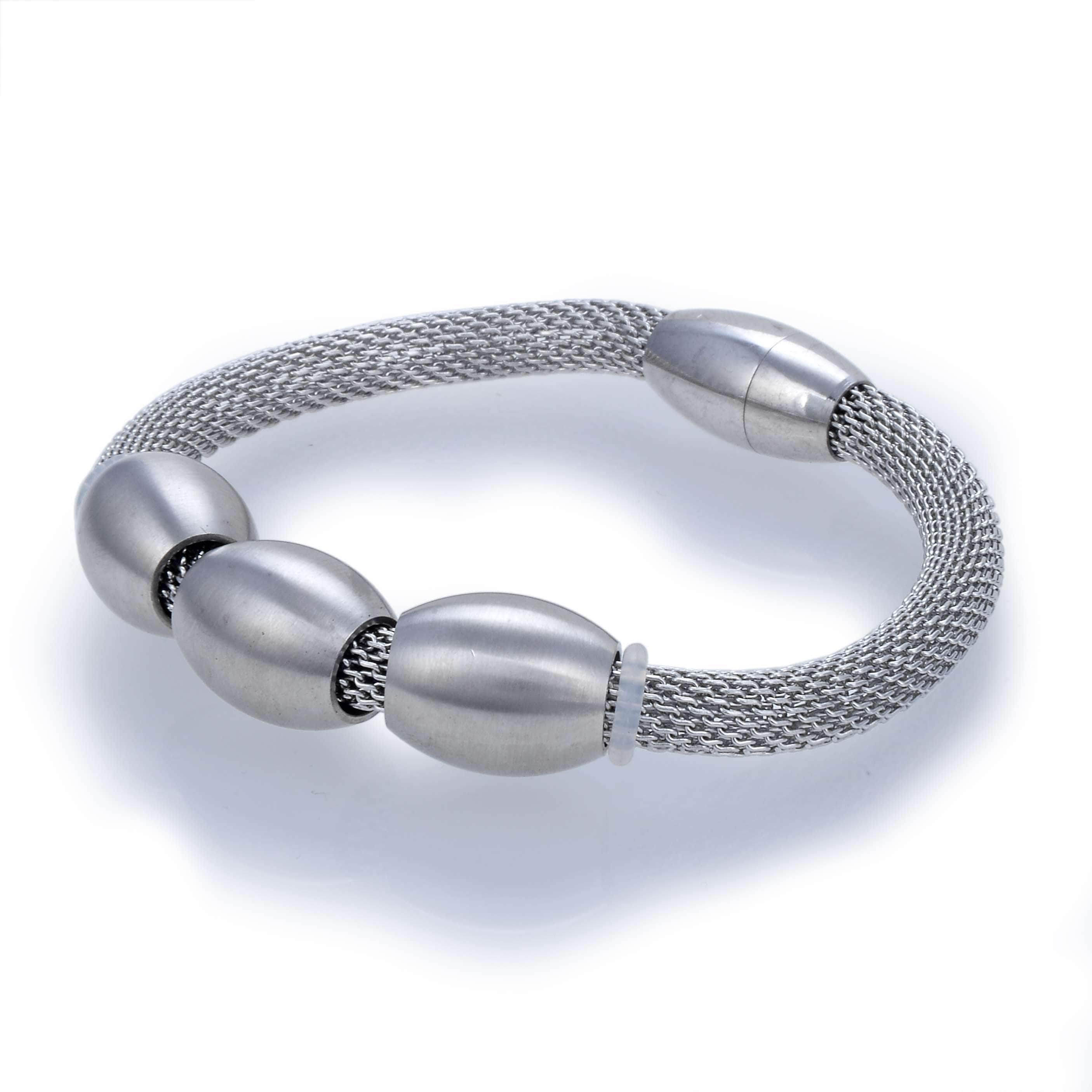Stainless steel mesh bracelet closure 
